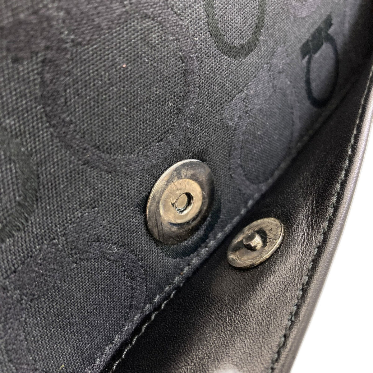 Salvatore Ferragamo Gancini Black Canvas Tote Bag (Pre-Owned)