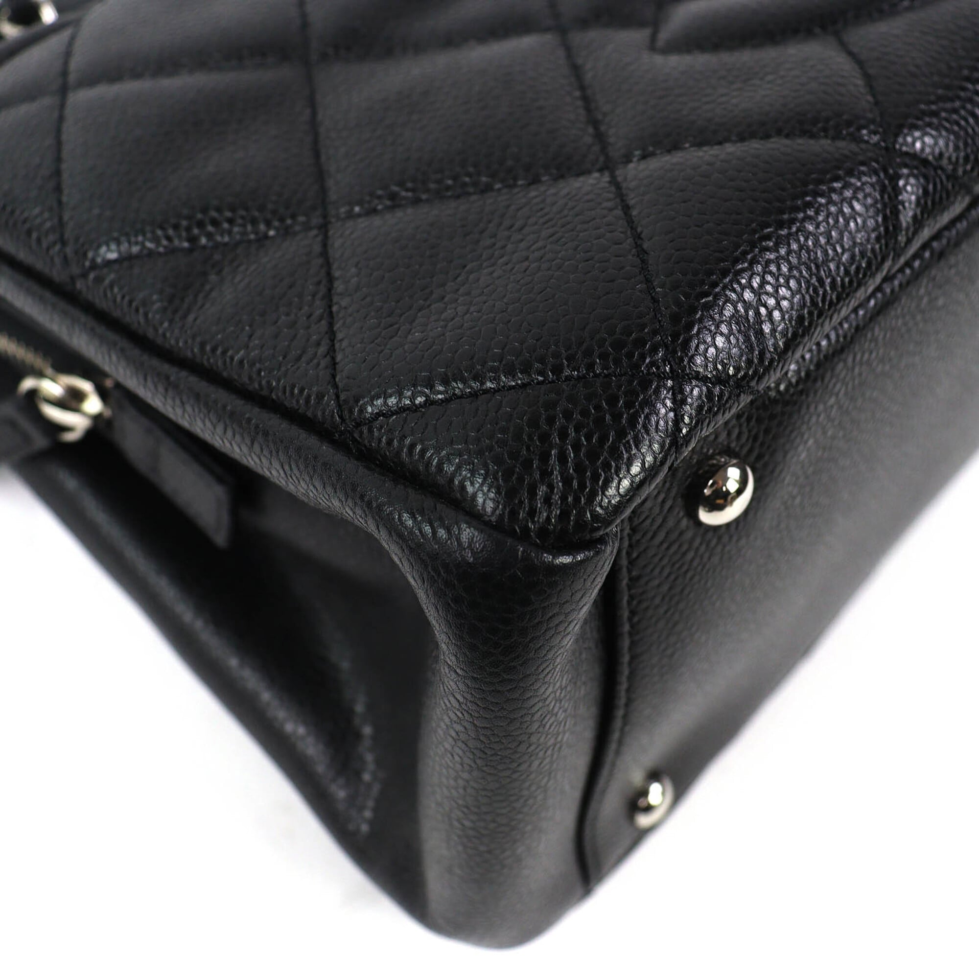 Chanel Matelasse Black Grained Calfskin Tote Bag (Pre-Owned)