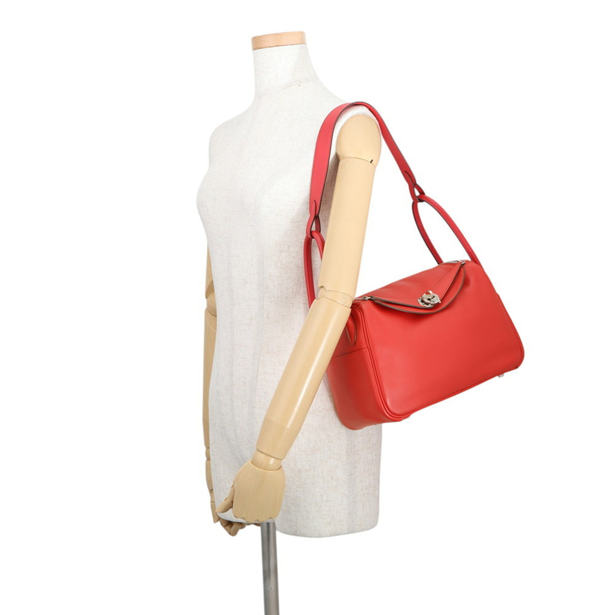 Hermes Red Color Swift Leather Handbag (Pre-Owned)