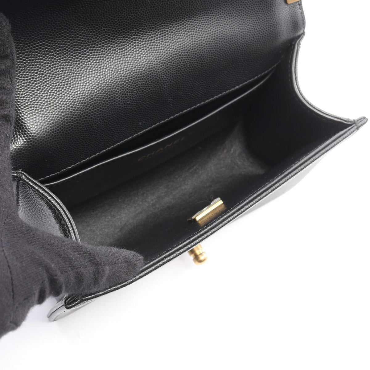 Chanel Black Grained Calfskin Handbag Shoulder Bag (Pre-Owned)