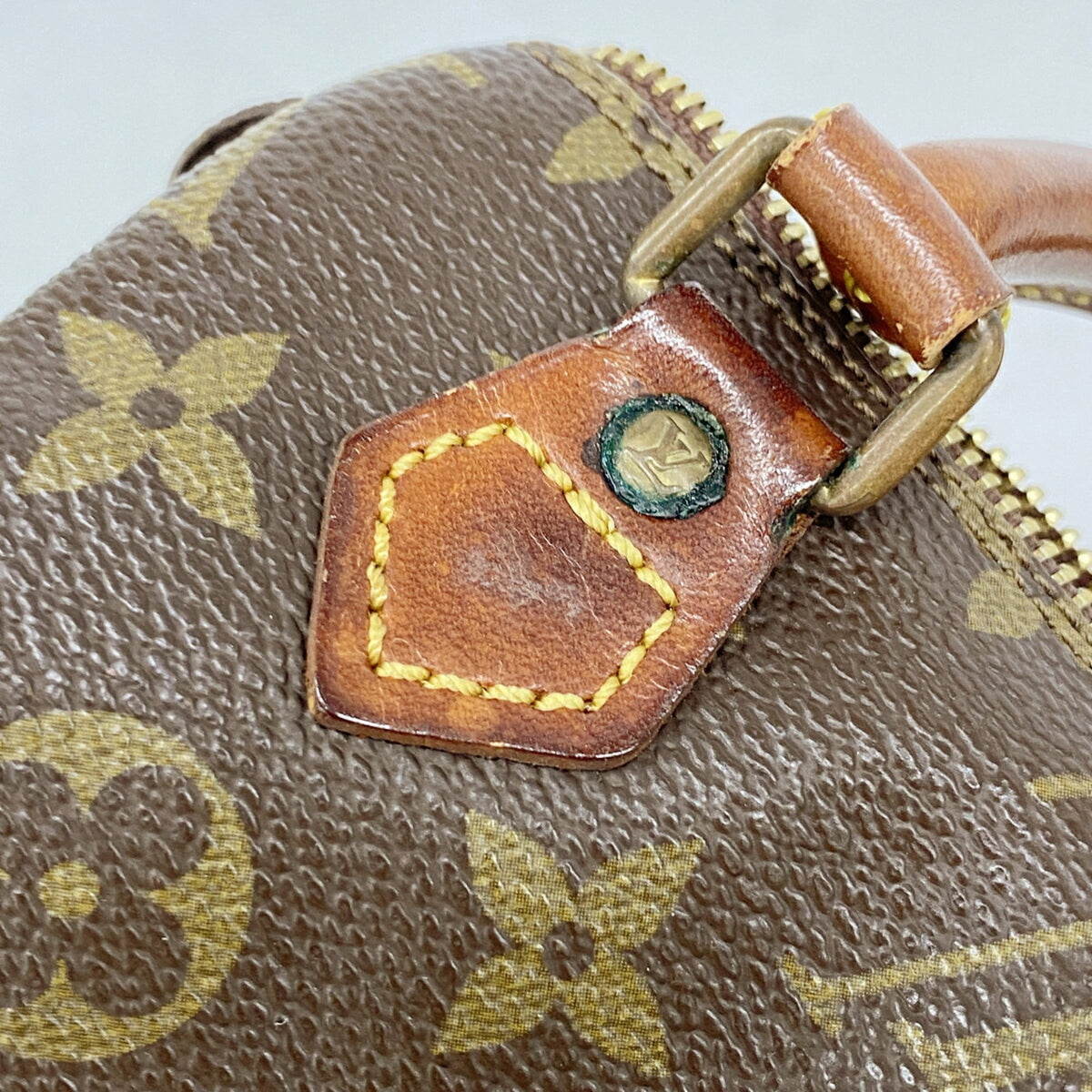 Louis Vuitton Brown Handbag (Pre-Owned)