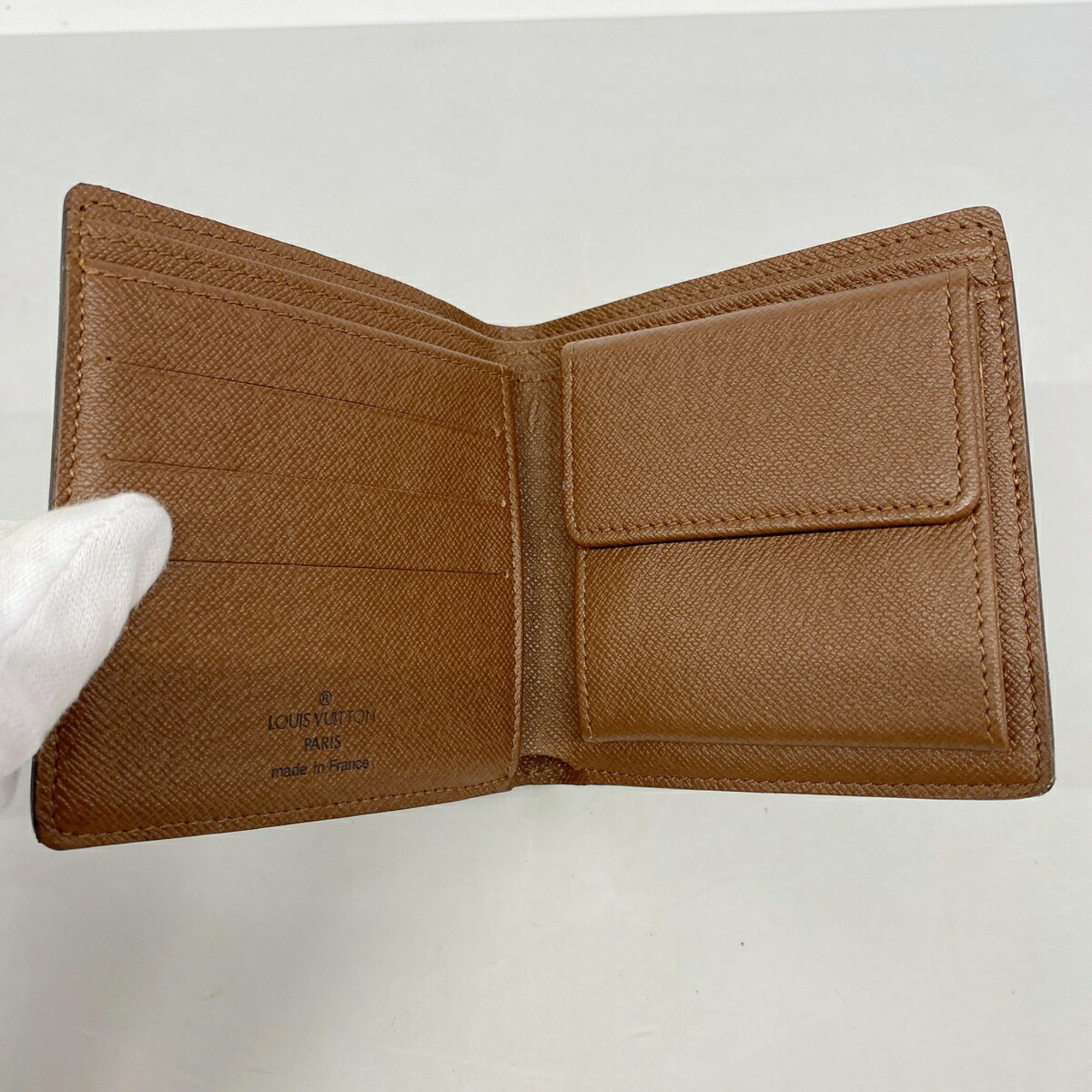 Louis Vuitton Brown Wallet (Bi-Fold) (Pre-Owned)