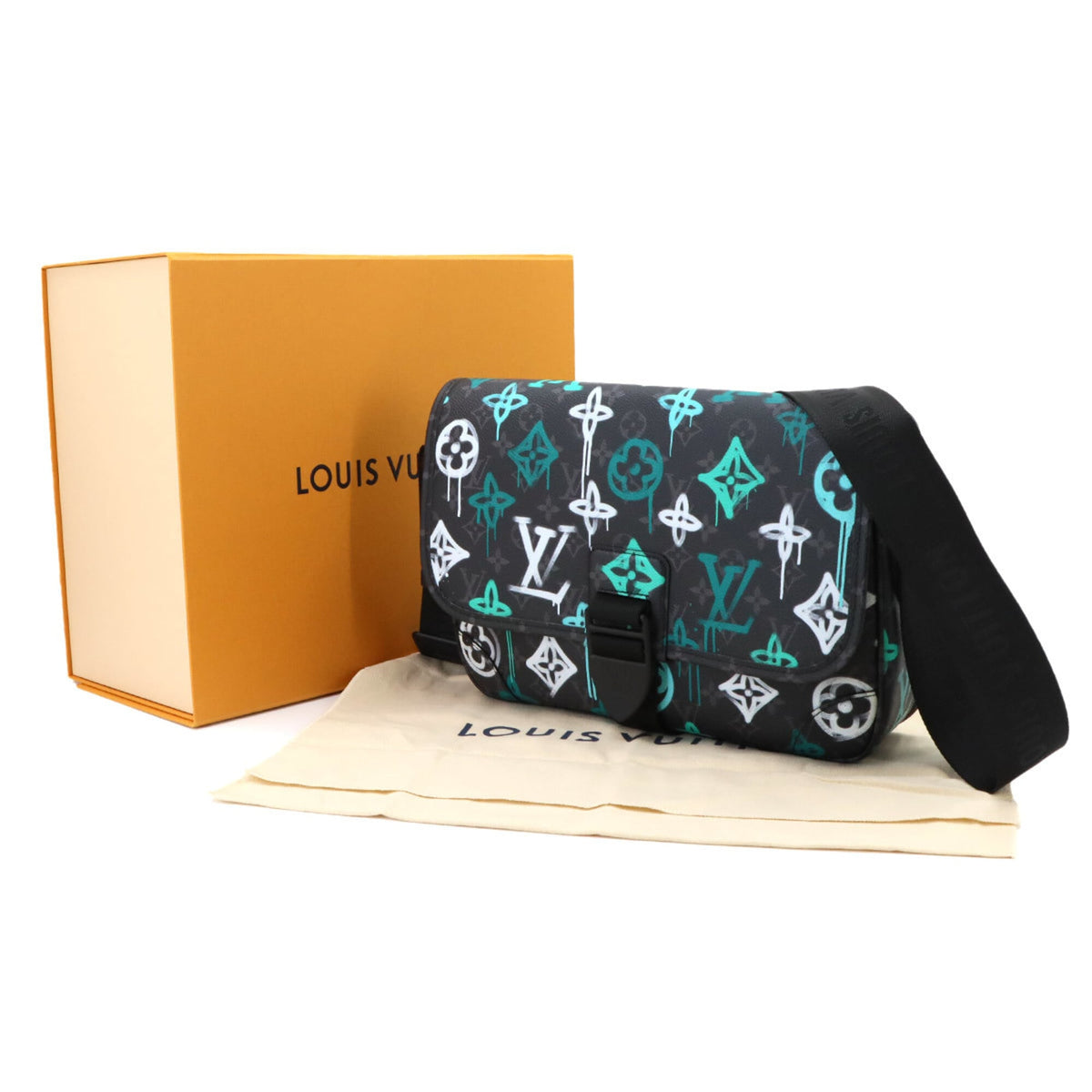 Louis Vuitton Black Green Monogram Eclipse Monogram Eclipse Handbag Messenger Bag Shoulder Bag (Pre-Owned)