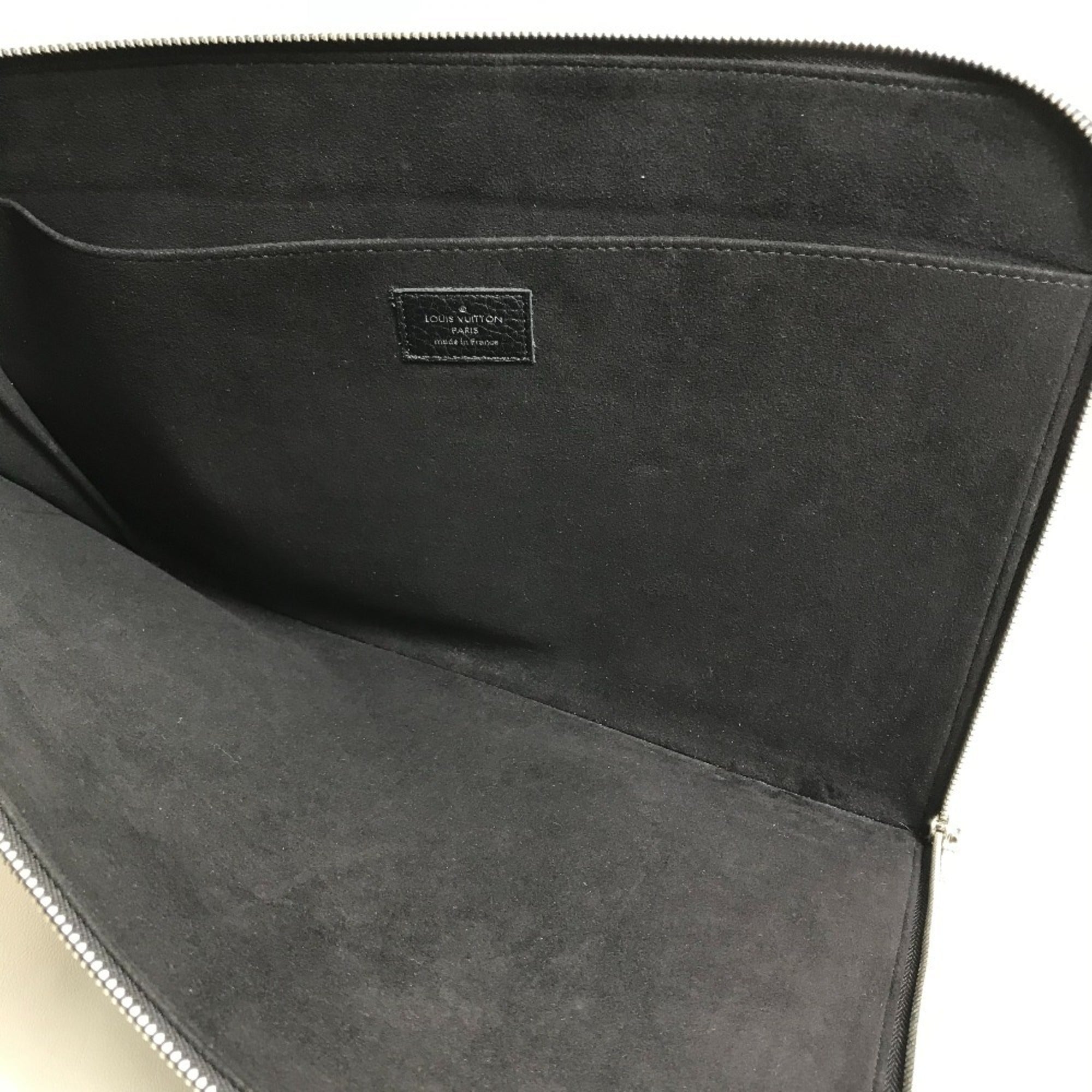 Louis Vuitton Black Noir Leather Clutch Bag Pochette (Pre-Owned)