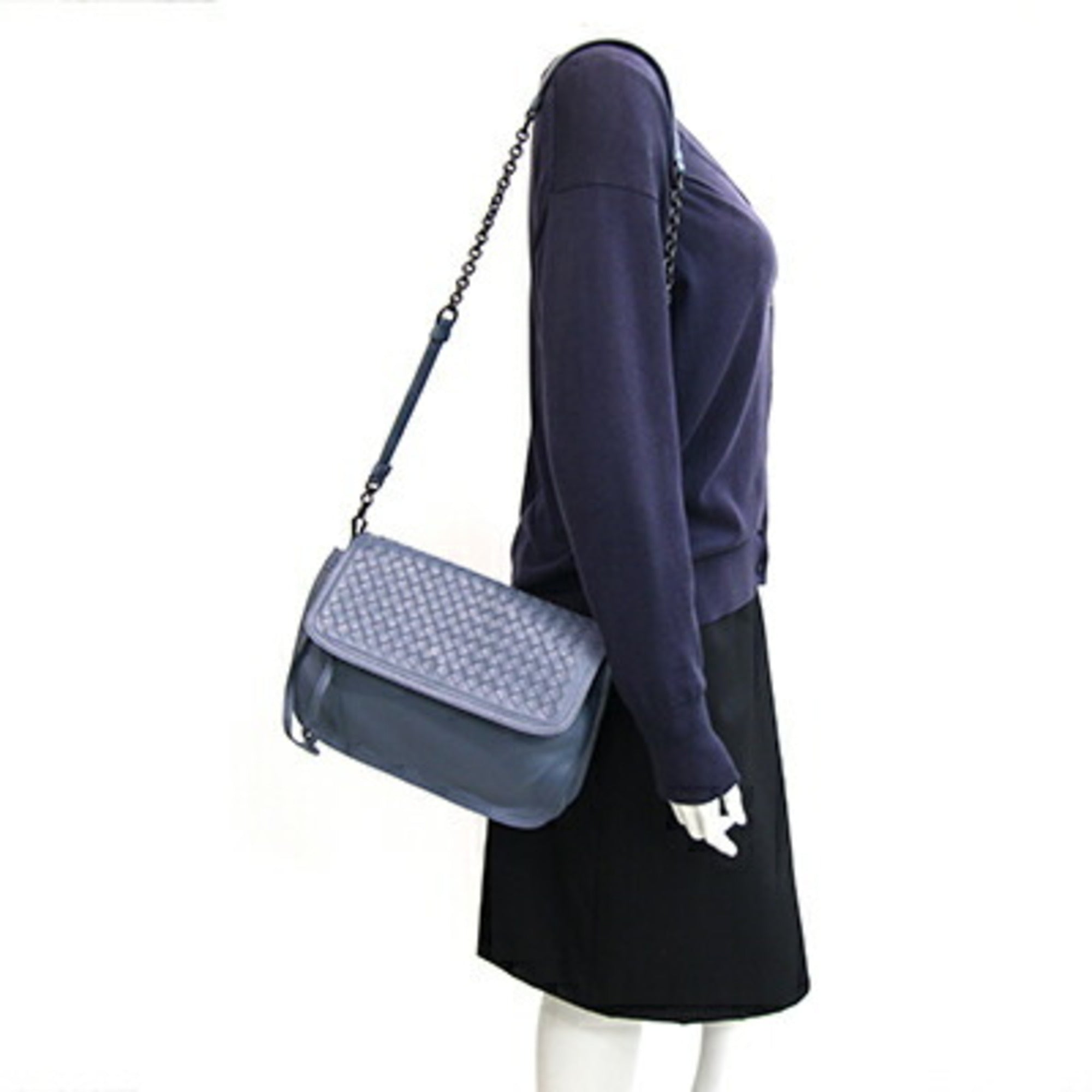 Bottega Veneta Intrecciato Leather Shoulder Bag (Pre-Owned)
