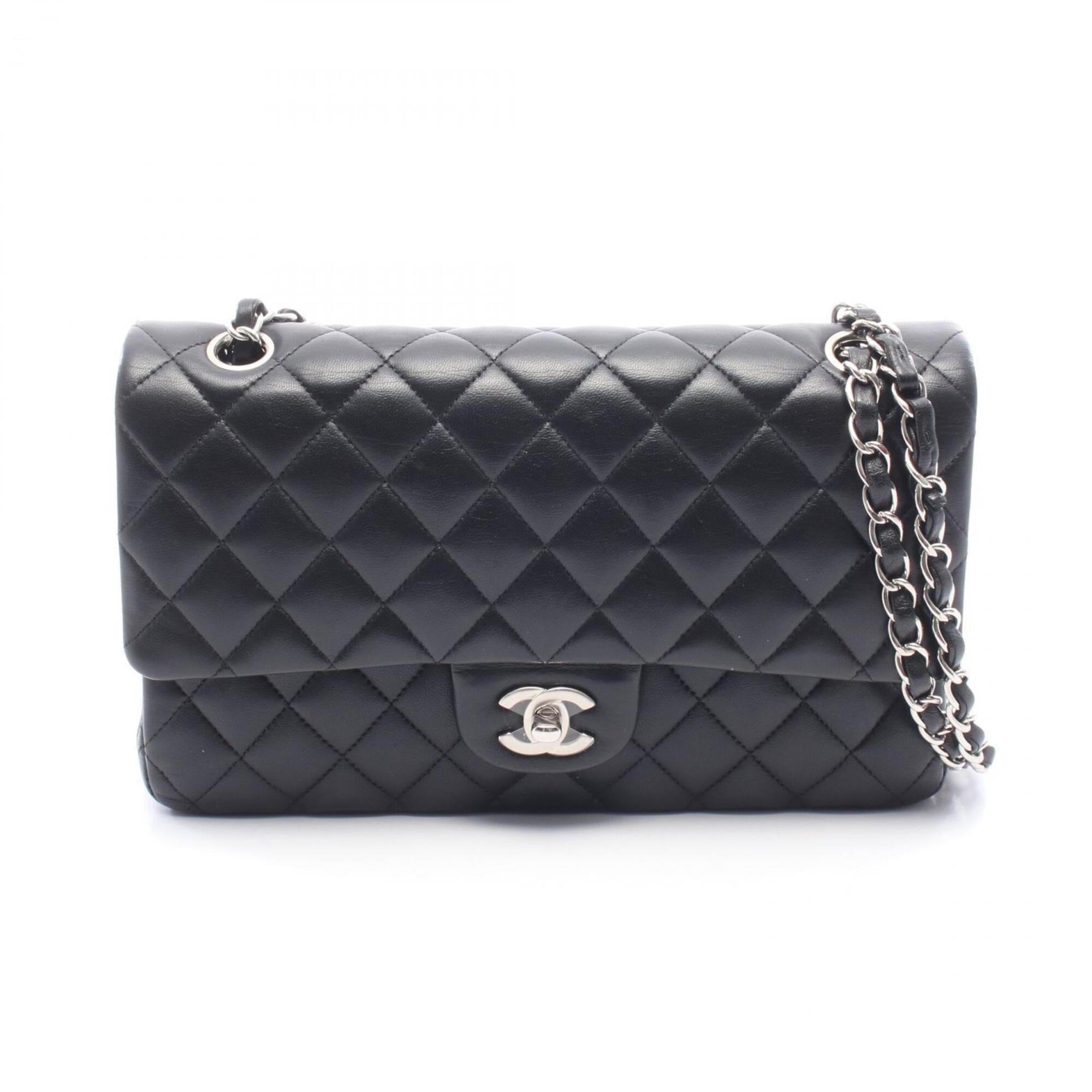 Chanel Black Leather Handbag Shoulder Bag (Pre-Owned)