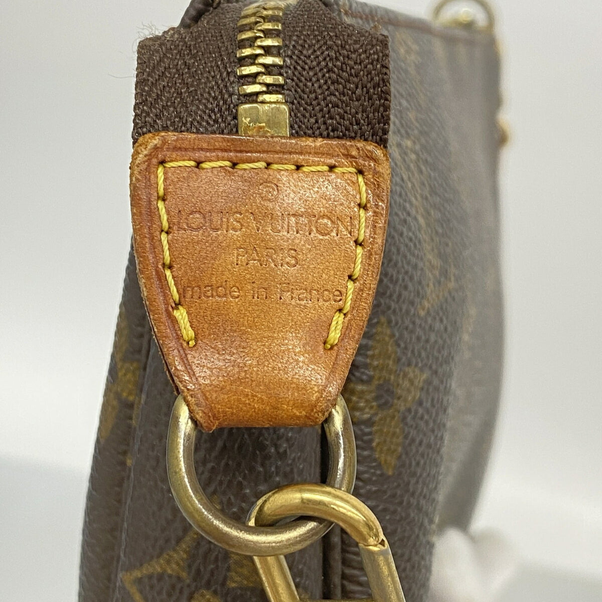 Louis Vuitton Brown Pouch (Pre-Owned)