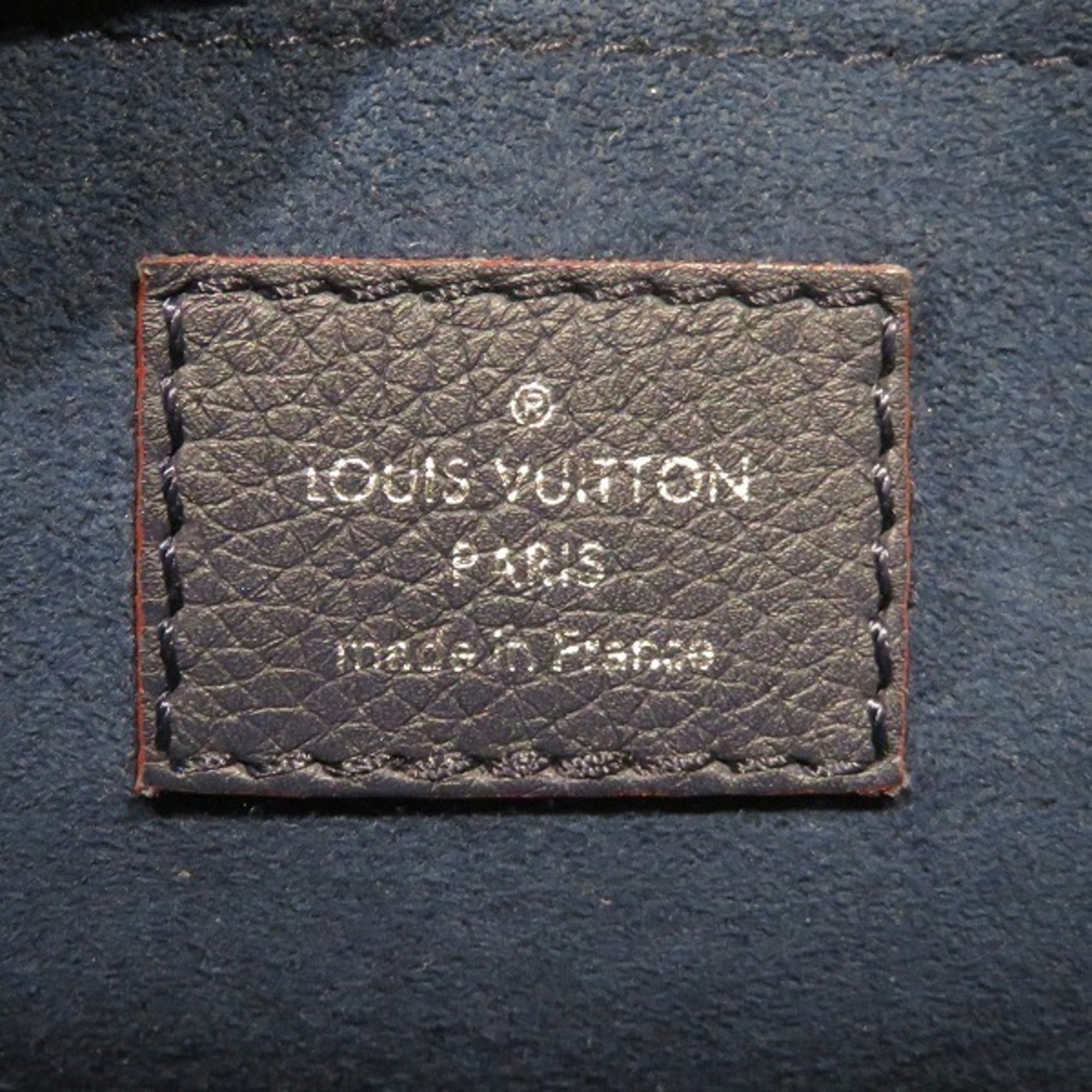 Louis Vuitton Marine Rouge Leather Handbag Shoulder Bag (Pre-Owned)