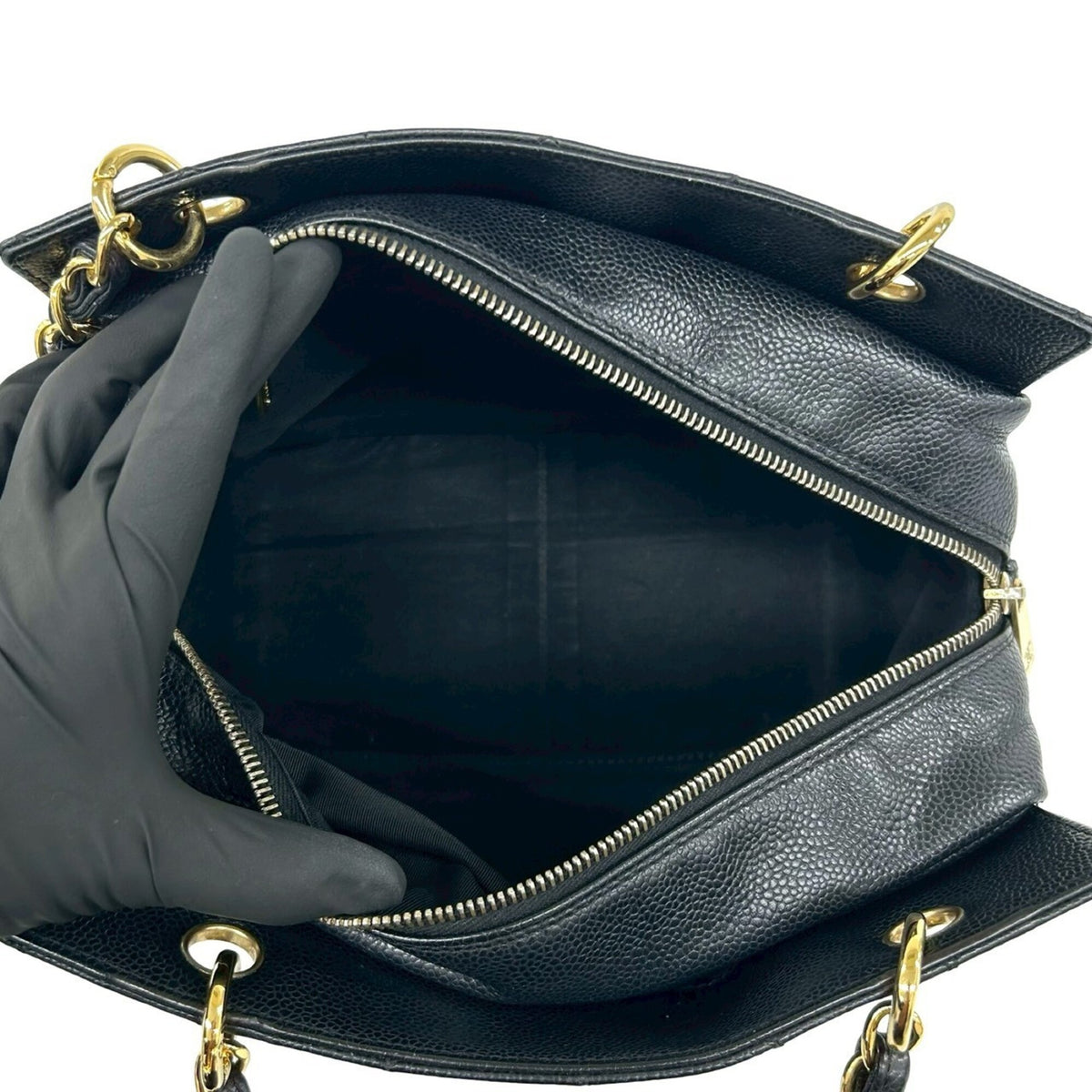 Chanel Black Grained Calfskin Shoulder Bag Tote Bag (Pre-Owned)