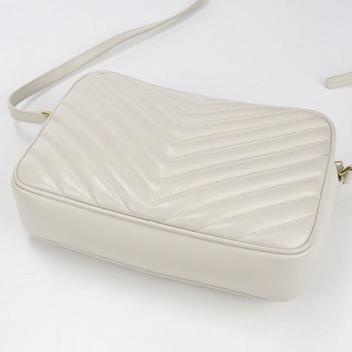 Saint Laurent White Leather Shoulder Bag (Pre-Owned)