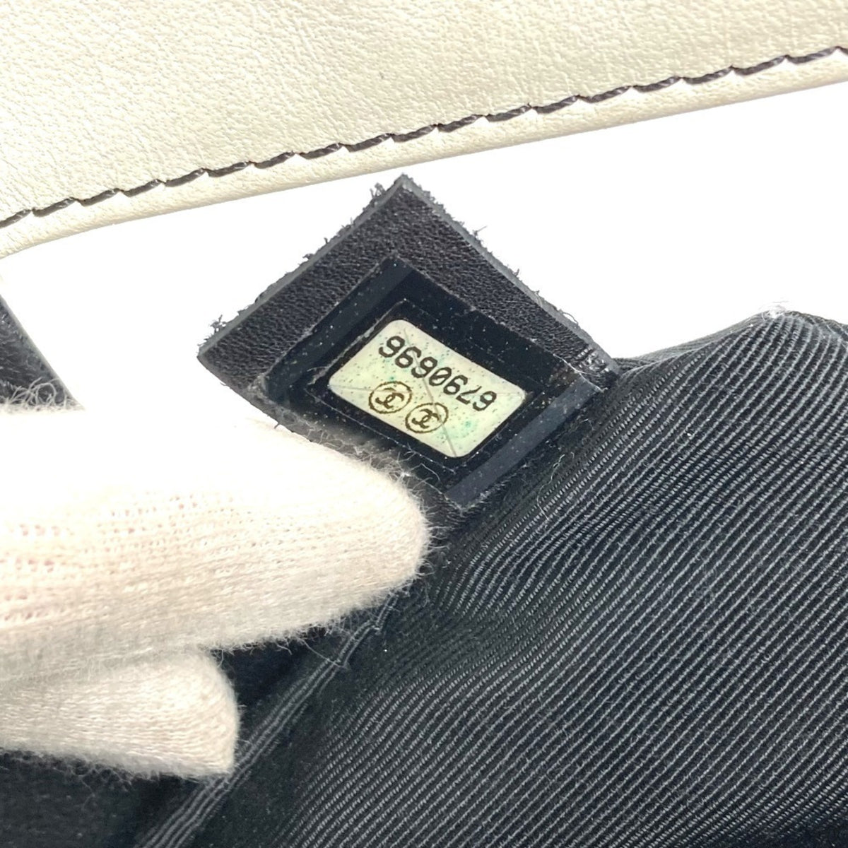 Chanel Chocolate Bar Black White Leather Shoulder Bag Tote Bag (Pre-Owned)