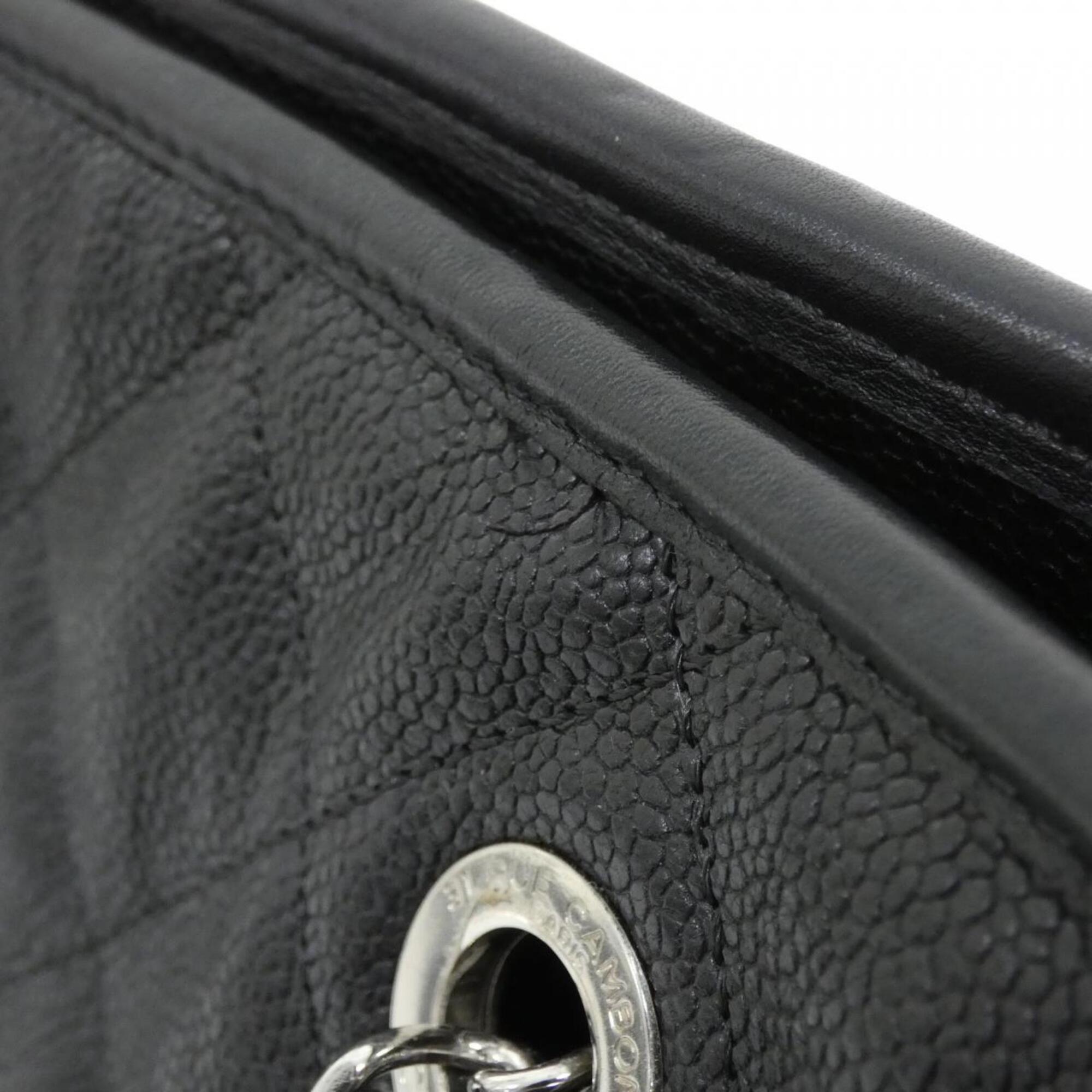 Chanel Black Grained Calfskin Shoulder Bag (Pre-Owned)