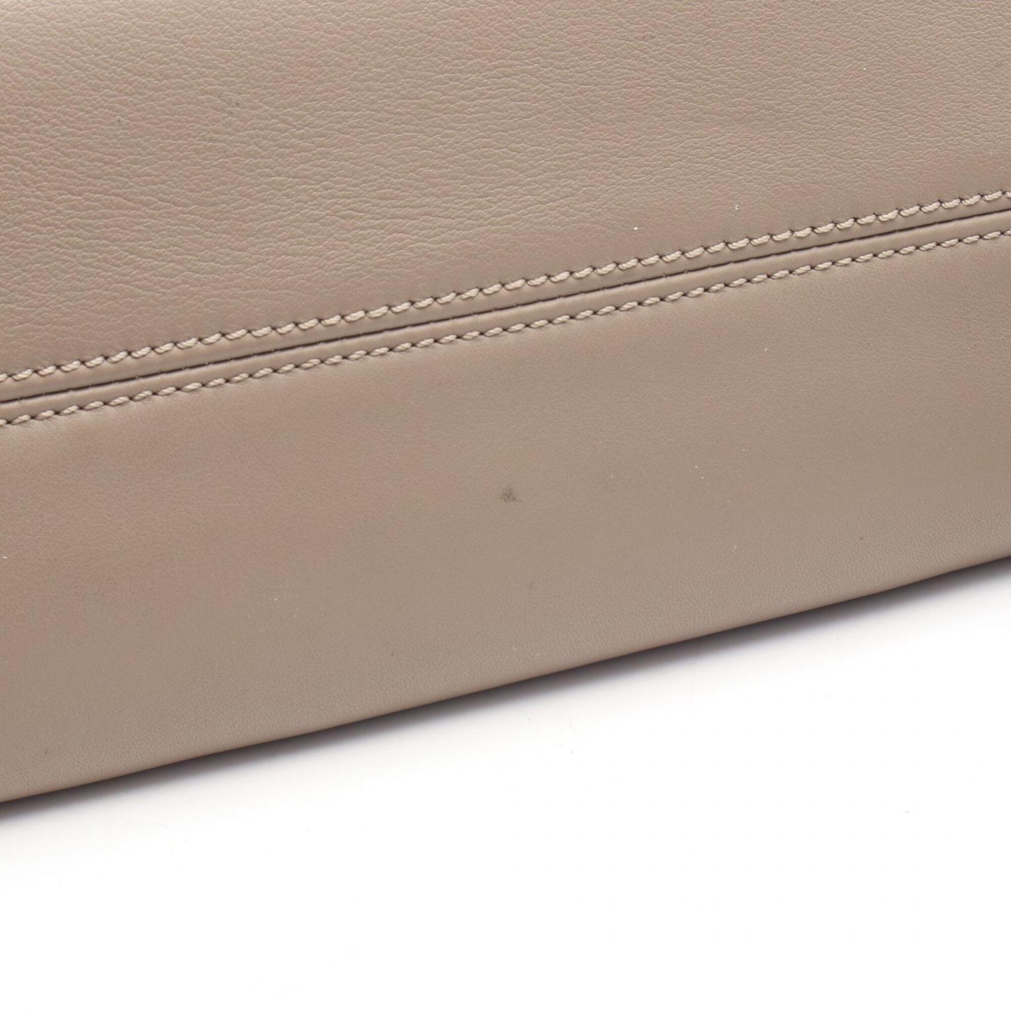 Fendi Beige Leather Handbag (Pre-Owned)