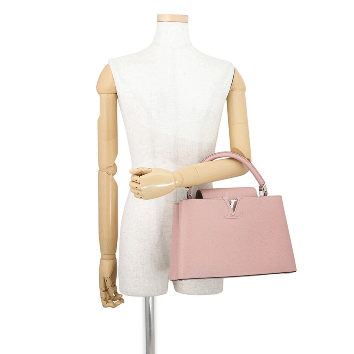 Louis Vuitton Magnolia Leather Handbag (Pre-Owned)