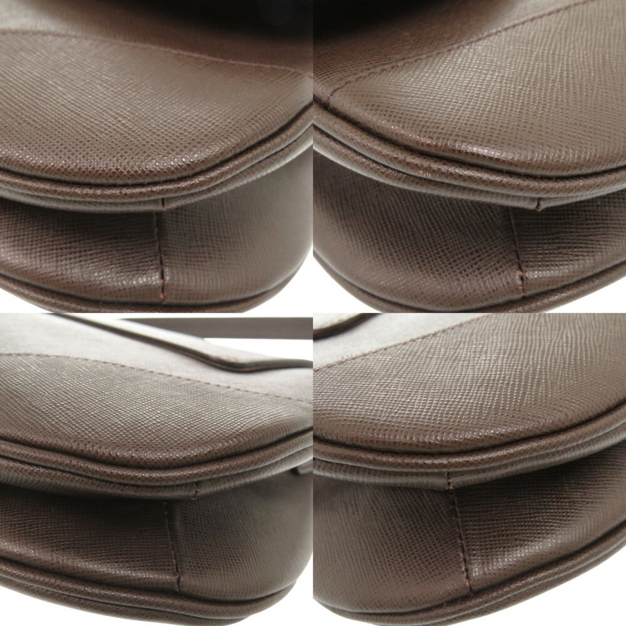 Burberry Brown Leather Handbag (Pre-Owned)