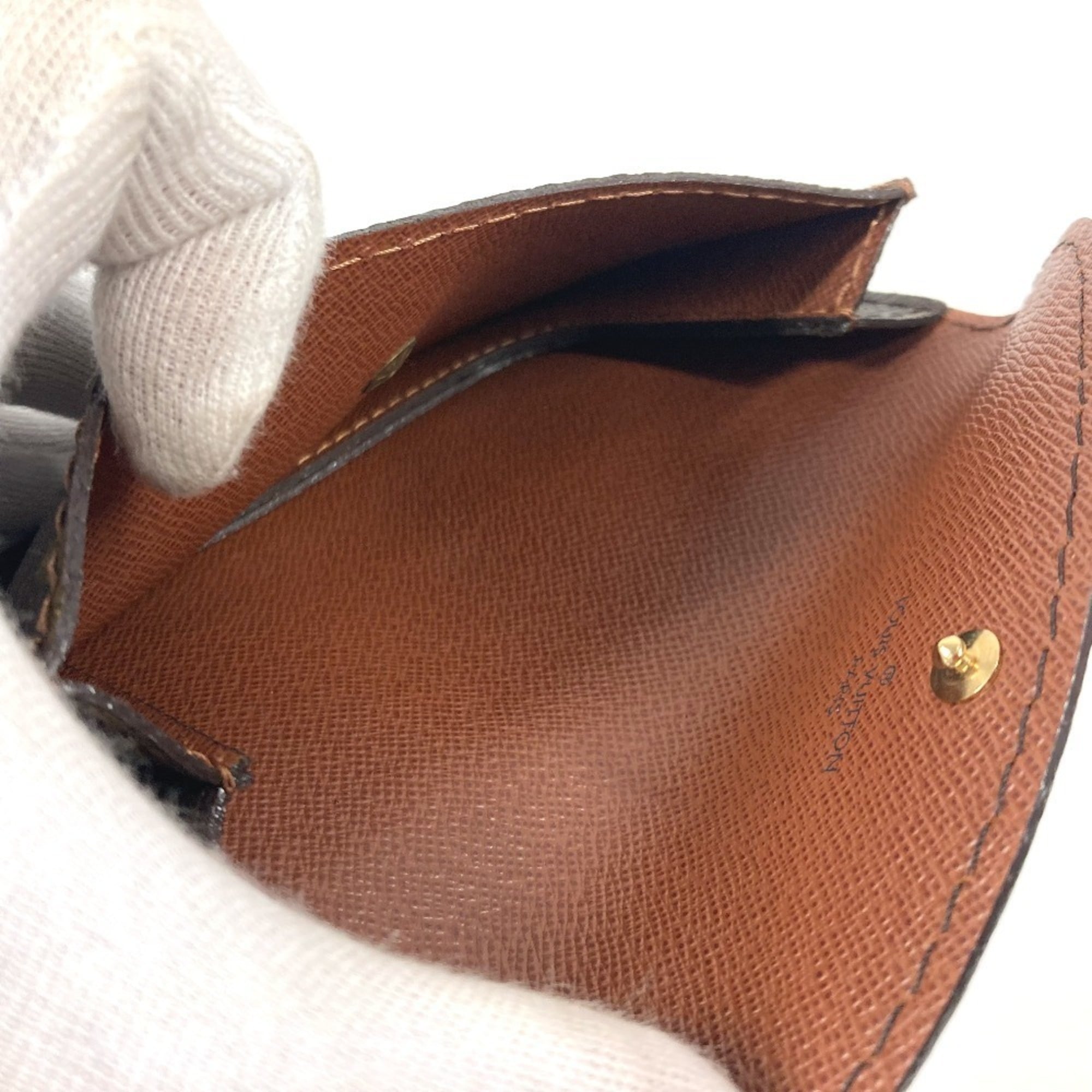 Louis Vuitton Brown Monogram Pouch (Pre-Owned)