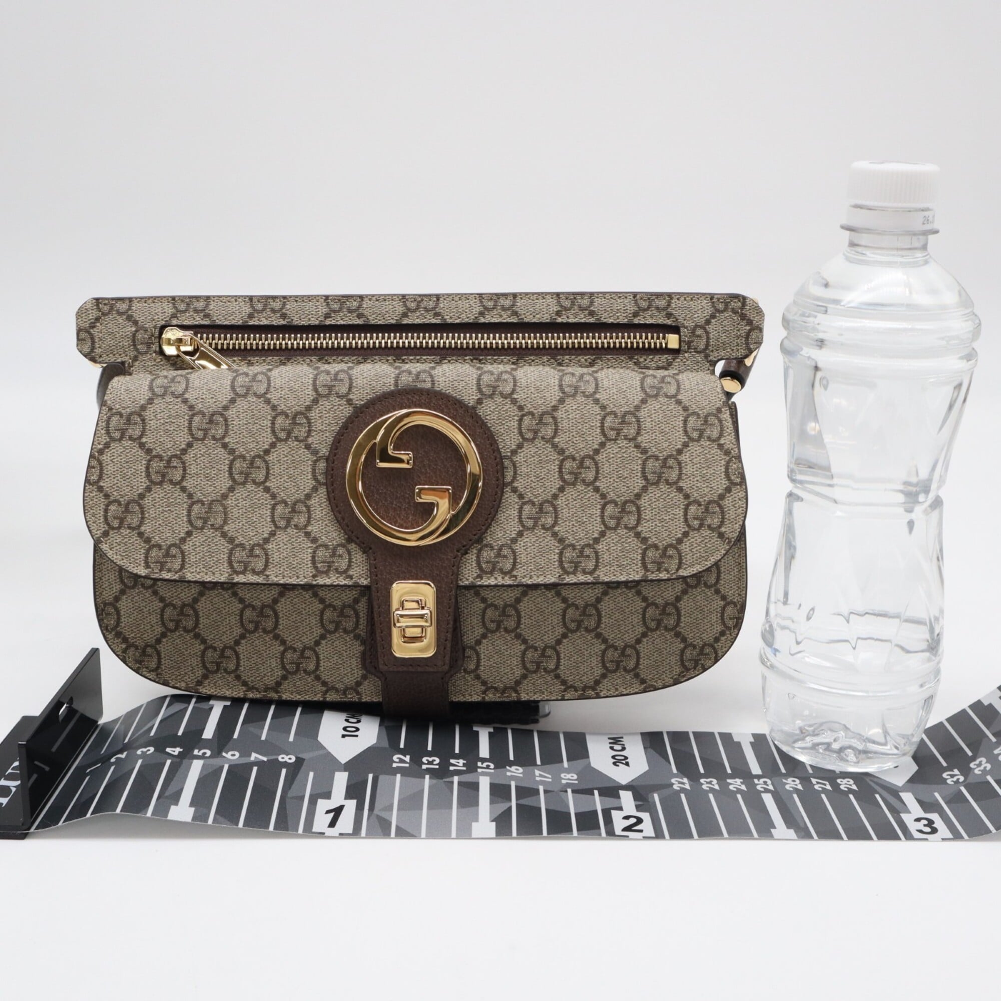 Gucci Beige Brown Gg Supreme Leather Fanny Pack Sling Bag (Pre-Owned)