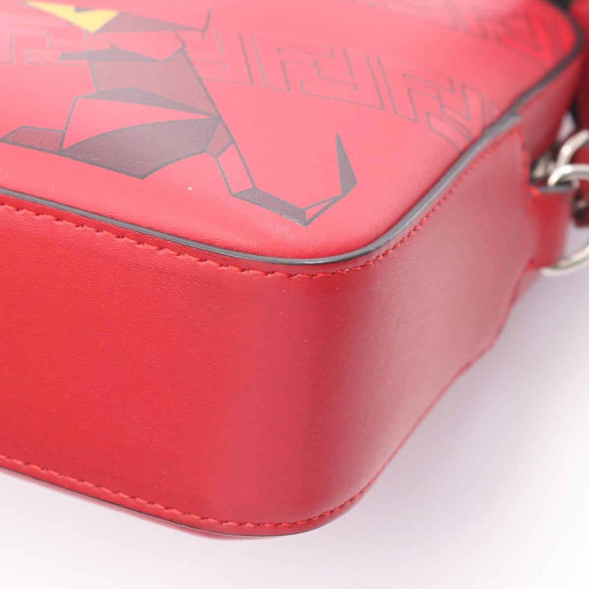Fendi Red Color Leather Handbag Shoulder Bag (Pre-Owned)