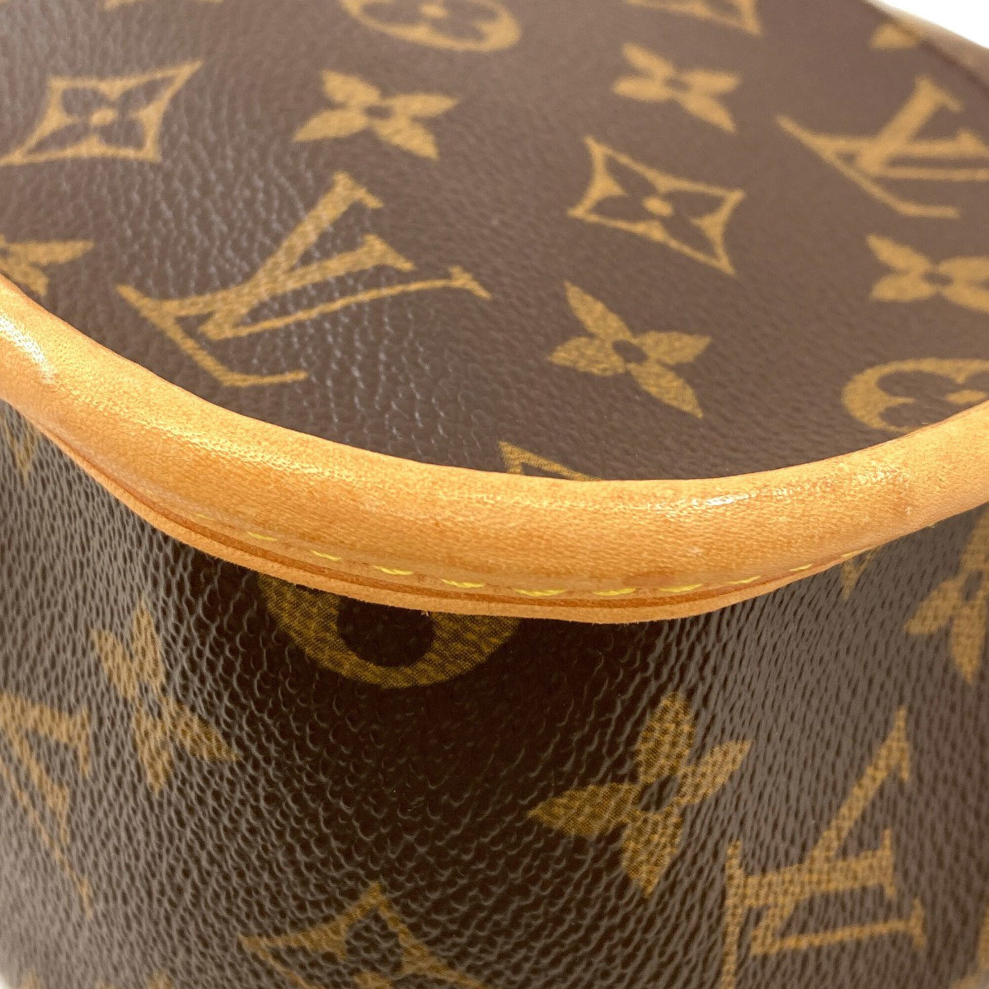 Louis Vuitton Monogram Monogram Canvas Shoulder Bag (Pre-Owned)