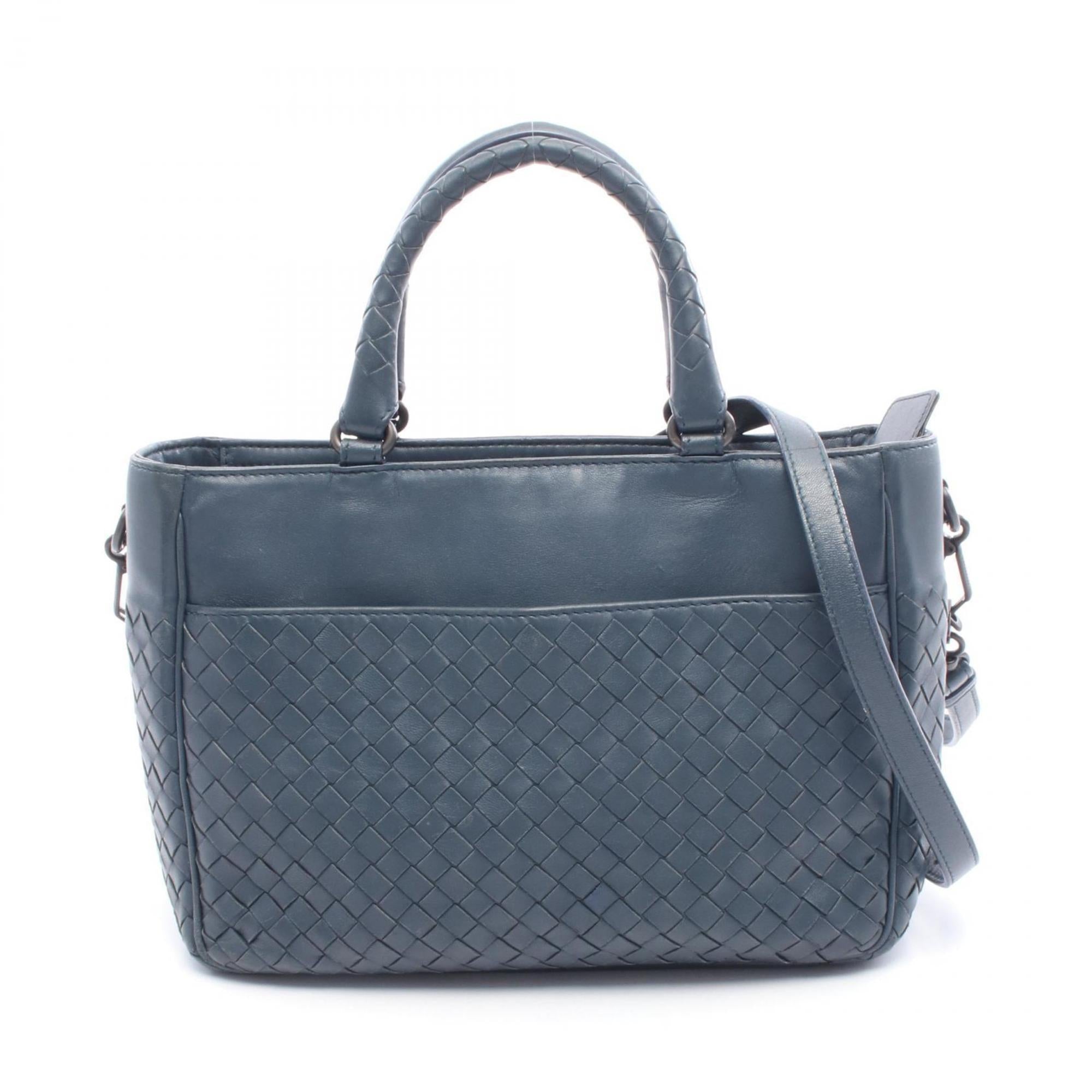 Bottega Veneta Navy Leather Handbag (Pre-Owned)