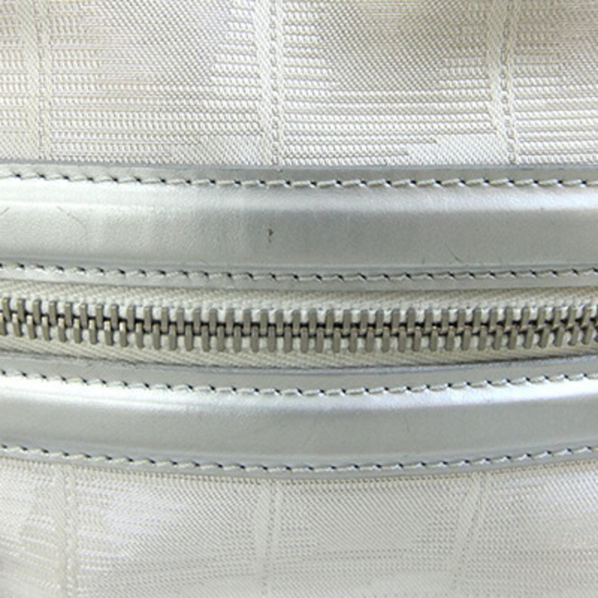 Chanel Silver Nylon Canvas Leather Pochette Shoulder Bag (Pre-Owned)