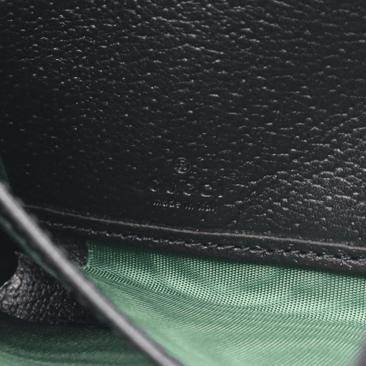 Gucci Black Leather Long Wallet (Bi-Fold) (Pre-Owned)