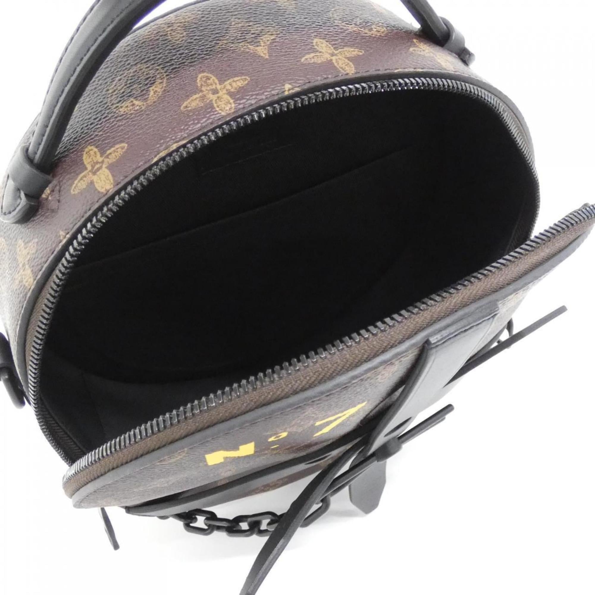 Louis Vuitton Marron Coated Canvas Shoulder Bag (Pre-Owned)