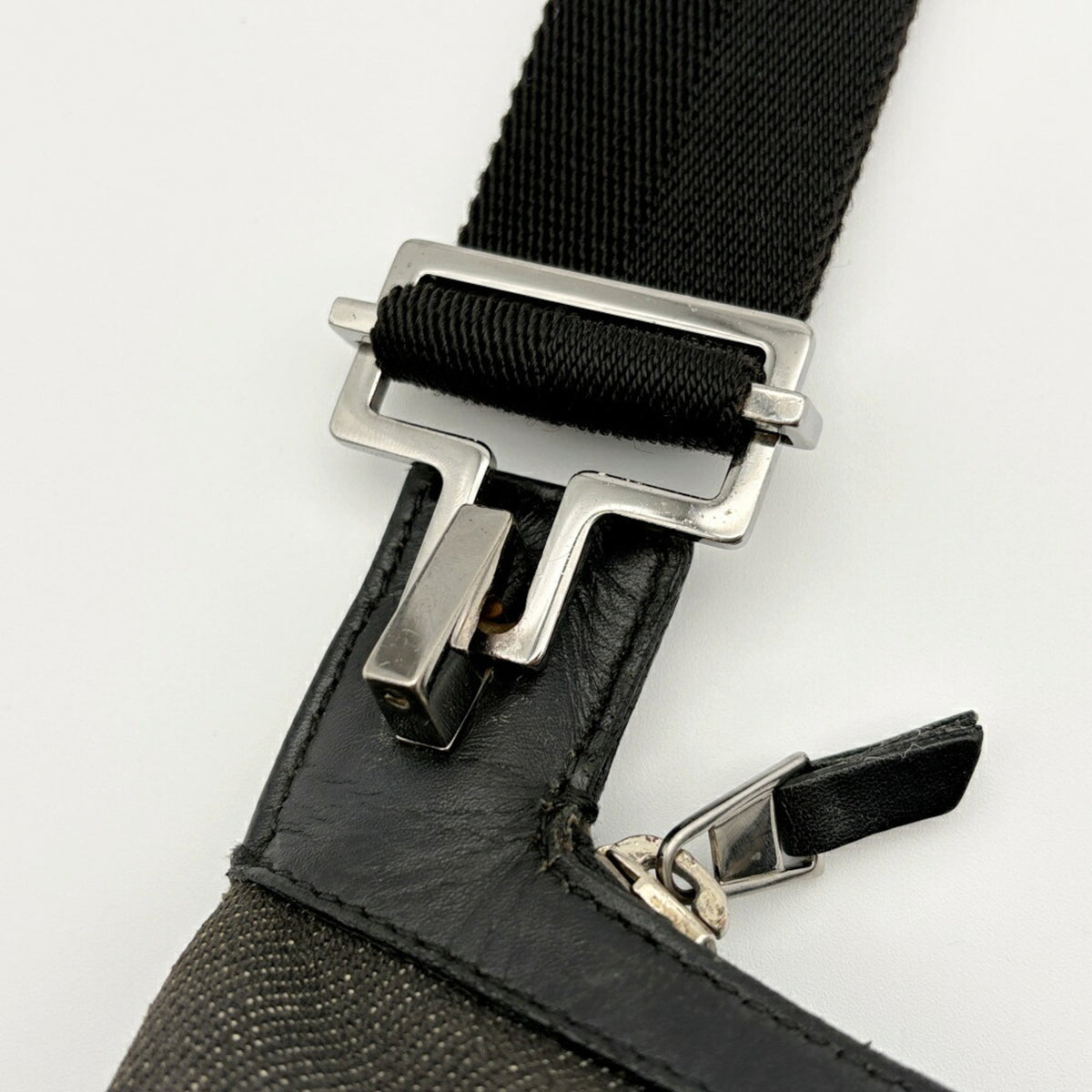 Gucci Black Denim Leather Shoulder Bag (Pre-Owned)
