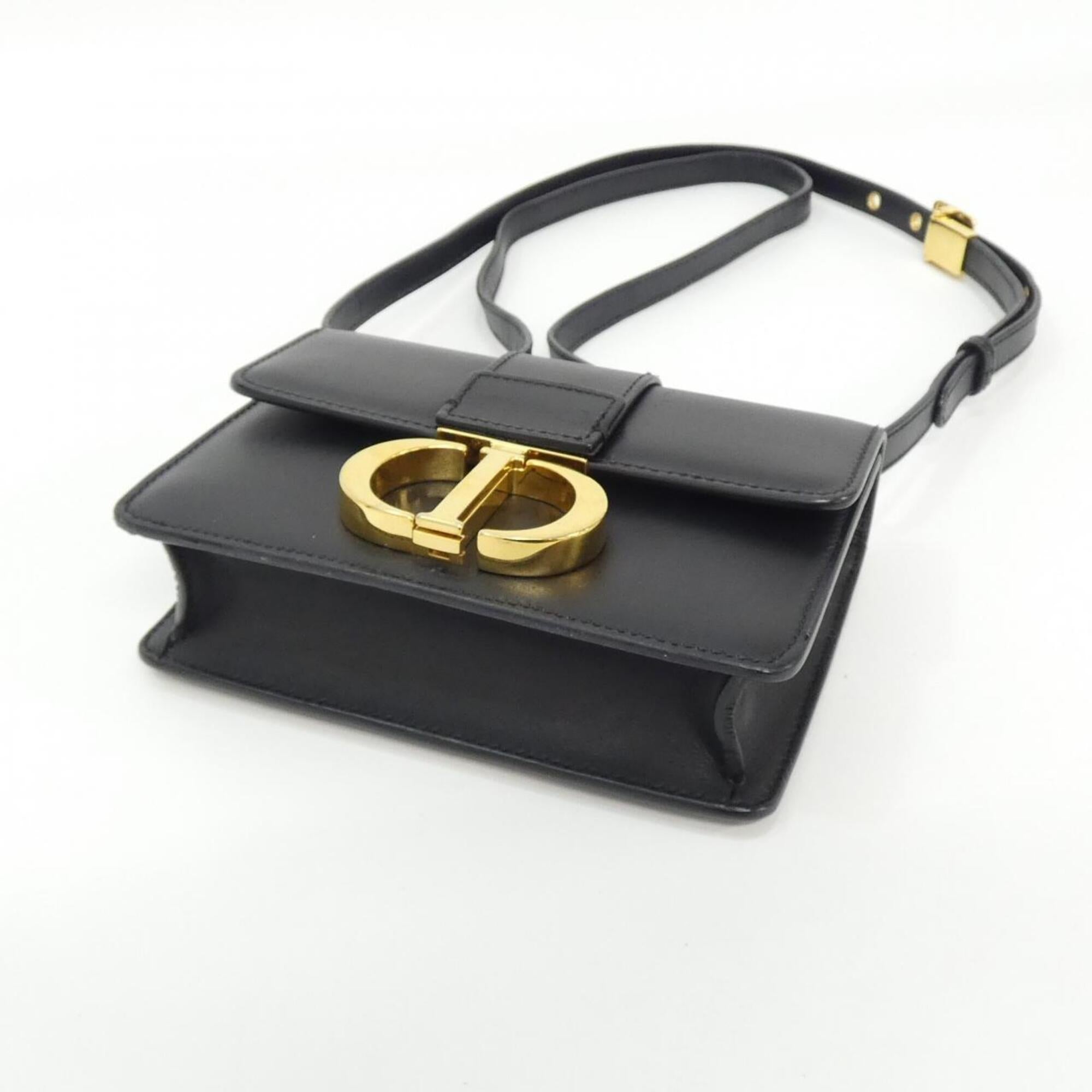 Christian Dior Black Leather Shoulder Bag (Pre-Owned)