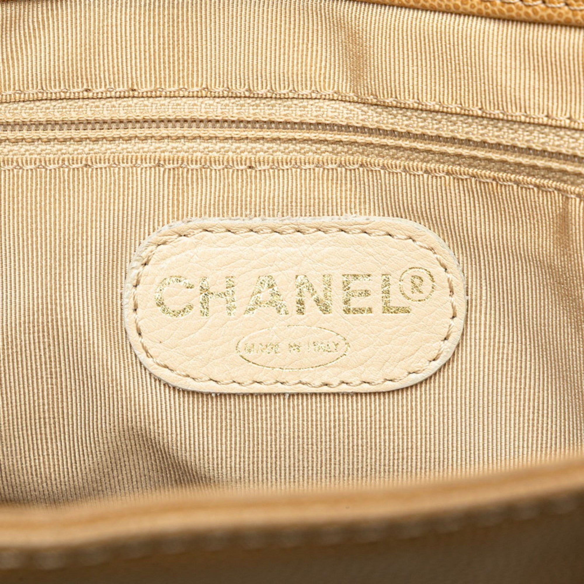 Chanel Beige Grained Calfskin Plastic Shoulder Bag Tote Bag (Pre-Owned)