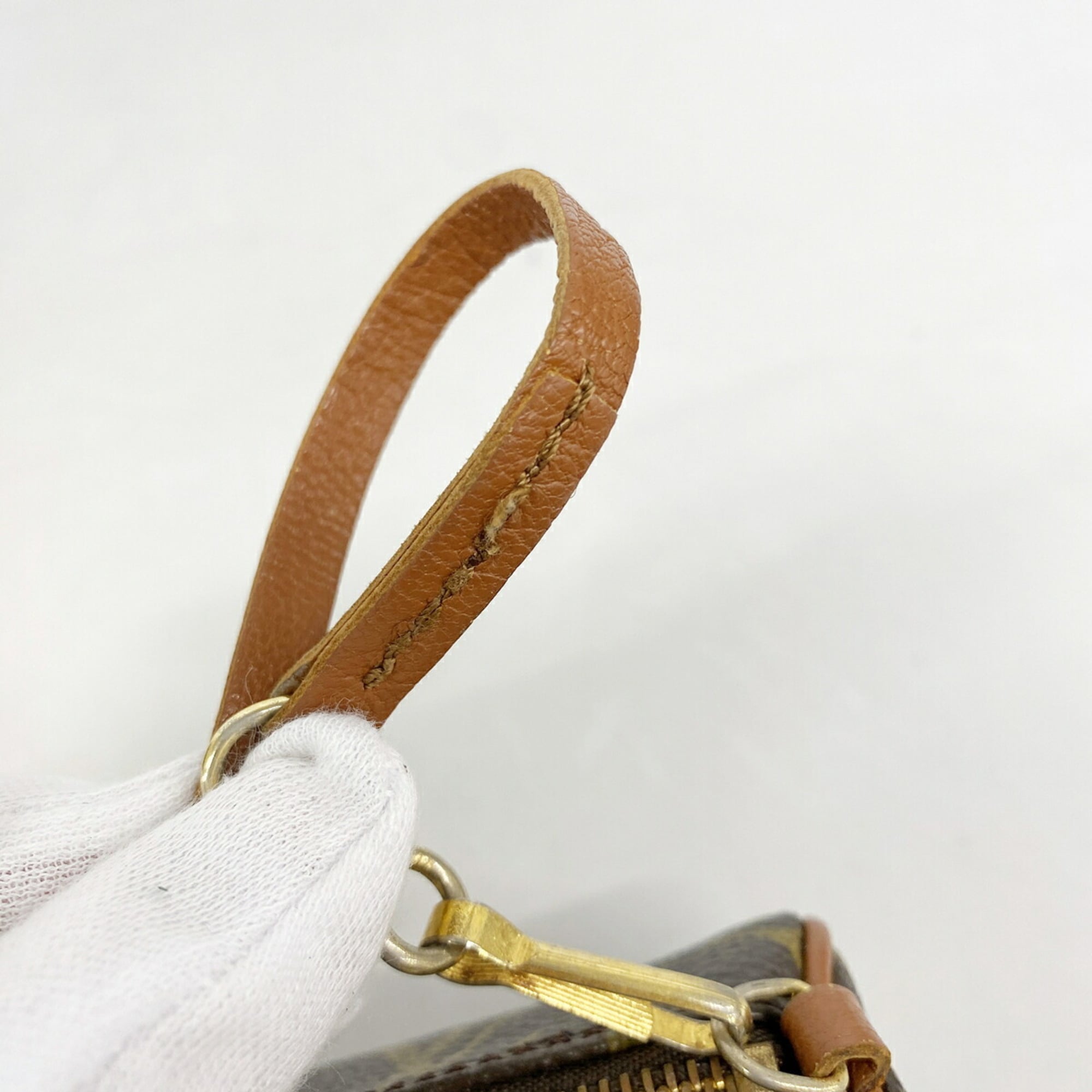 Louis Vuitton Brown Handbag (Pre-Owned)