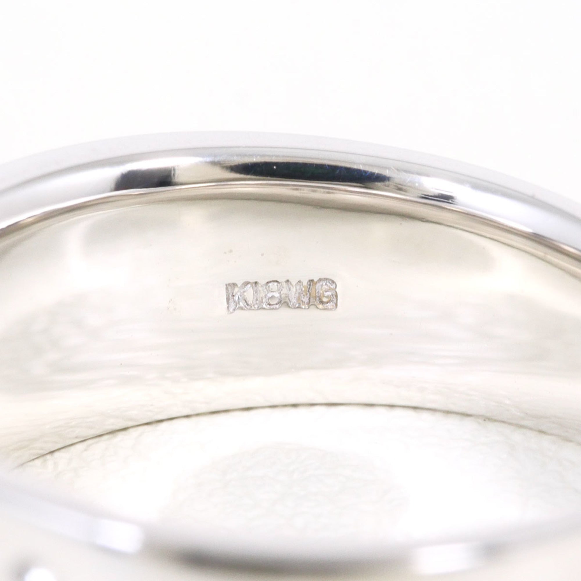 Unbranded White Gold White Gold (18K) Band Ring (Pre-Owned)