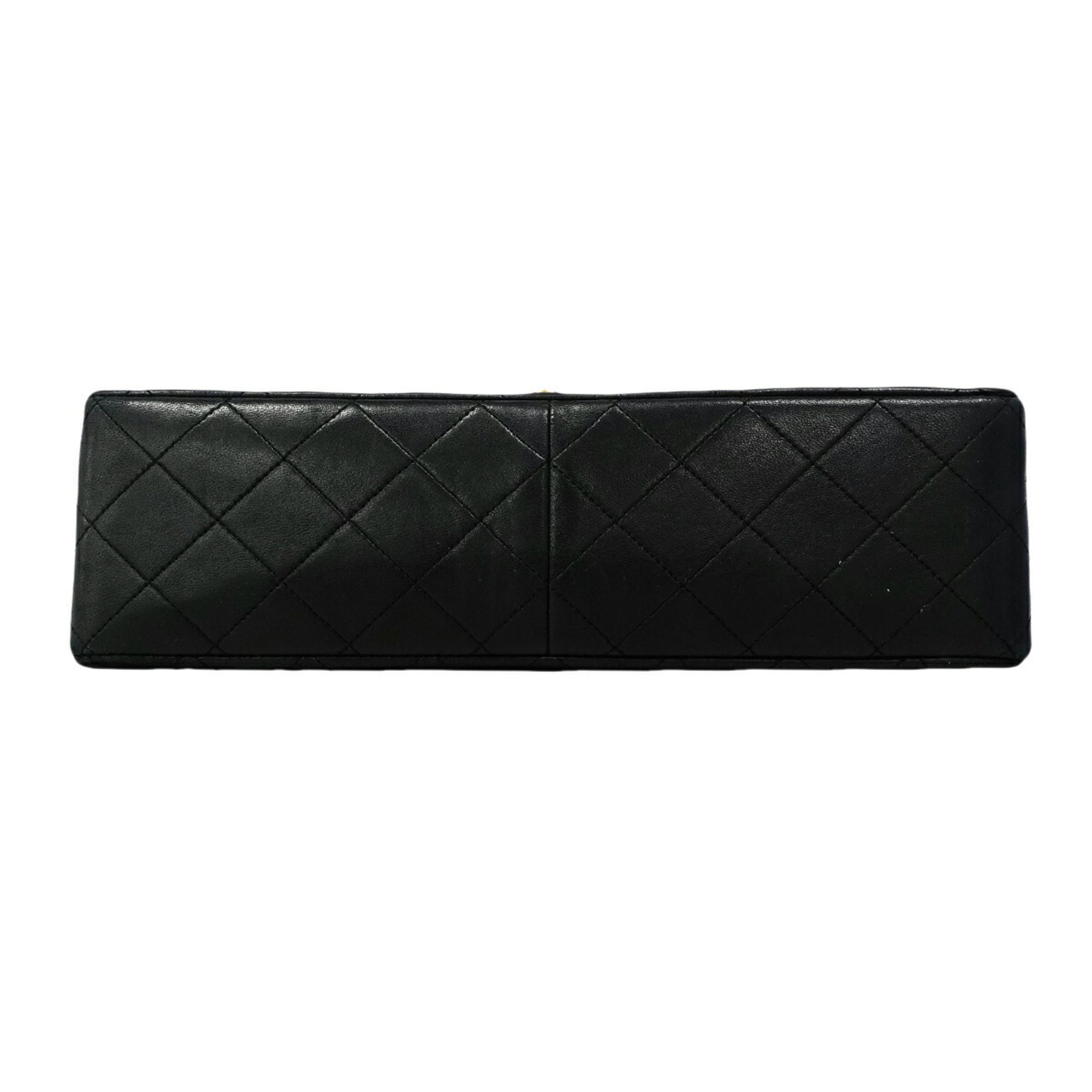 Chanel Black Leather Shoulder Bag (Pre-Owned)