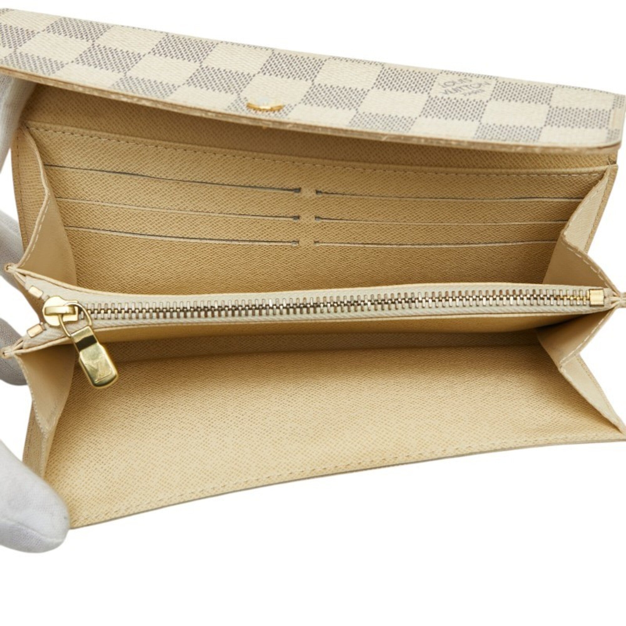 Louis Vuitton White Pvc Leather Long Wallet (Bi-Fold) (Pre-Owned)