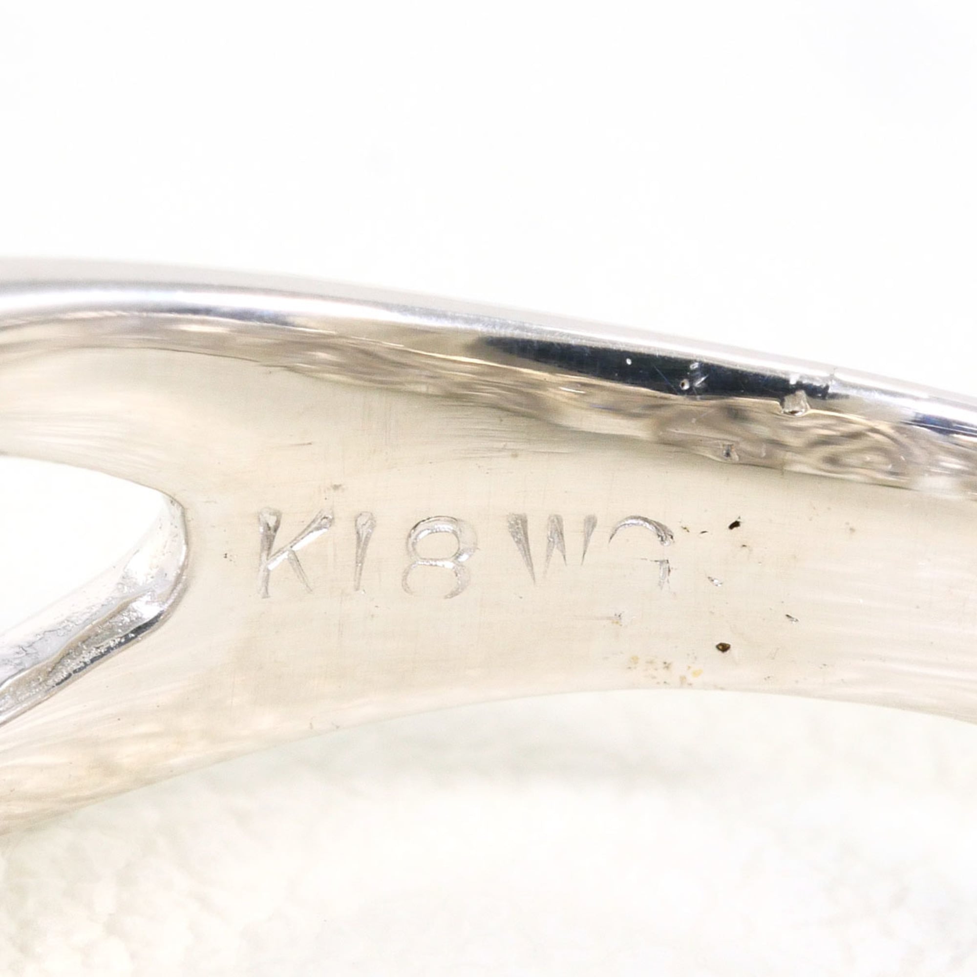 Unbranded White Gold White Gold (18K) Band Ring (Pre-Owned)