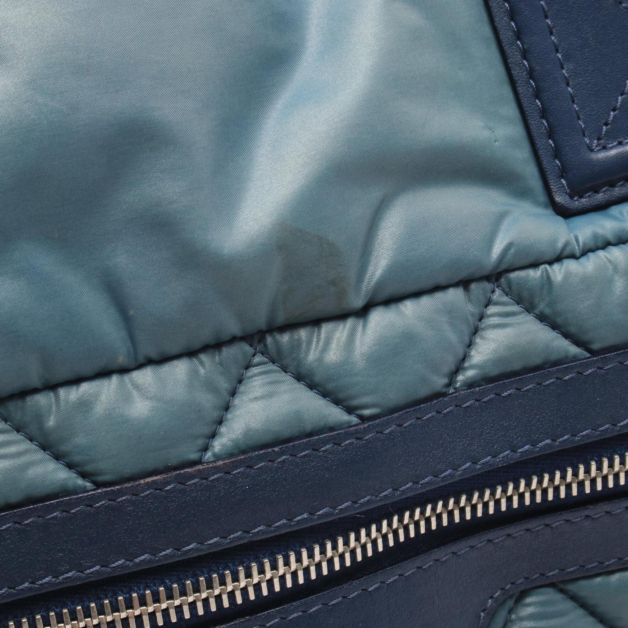 Chanel Green Navy Nylon Leather Handbag Tote Bag (Pre-Owned)