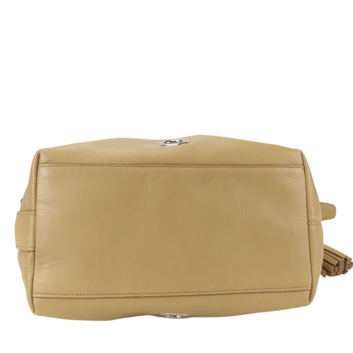Coach Beige Leather Shoulder Bag (Pre-Owned)