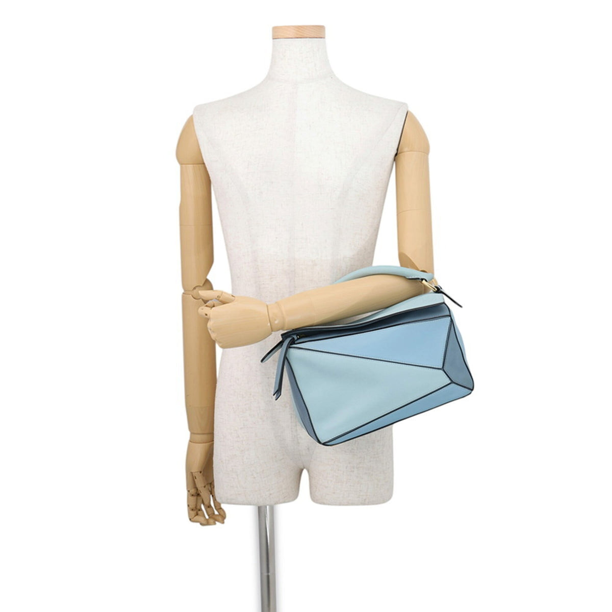 Loewe Light Blue Multi-Color Leather Handbag Shoulder Bag (Pre-Owned)