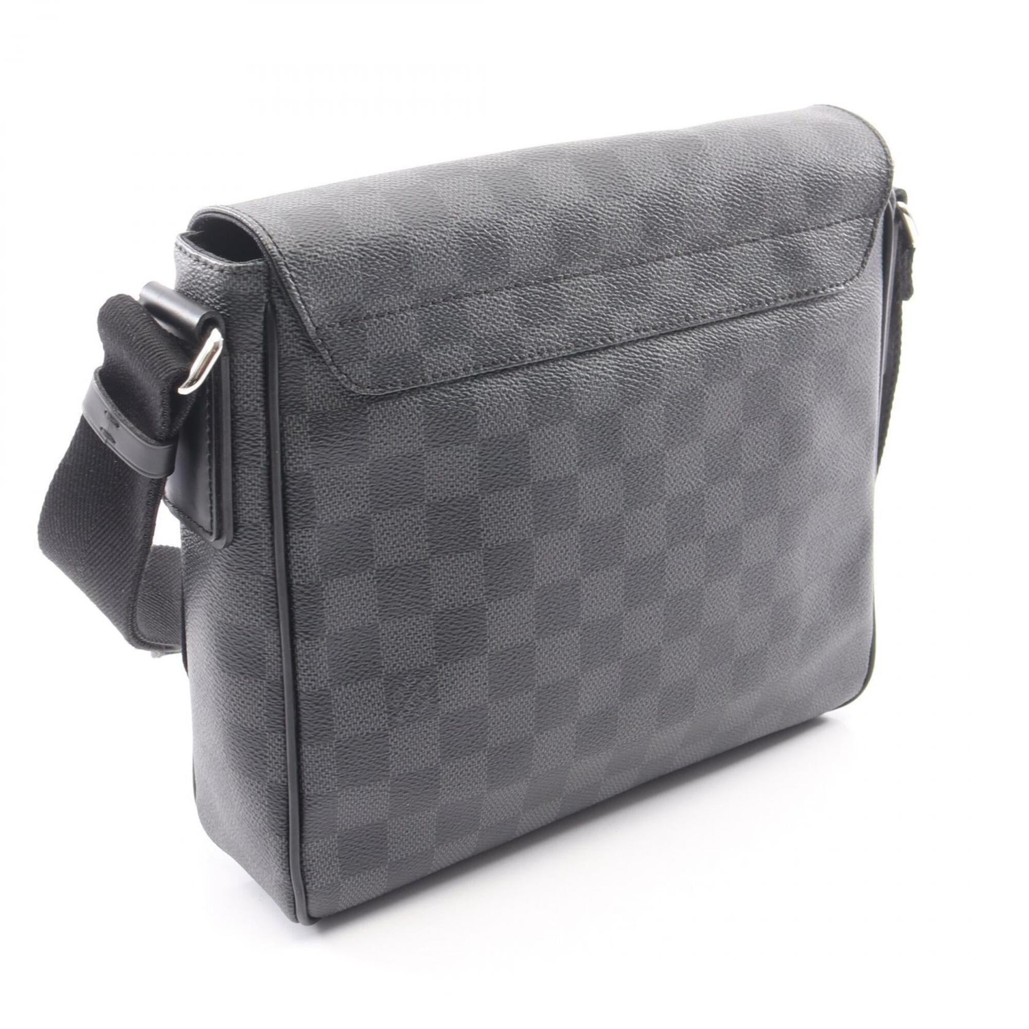 Louis Vuitton Black Damier Graphite Leather Handbag Shoulder Bag (Pre-Owned)