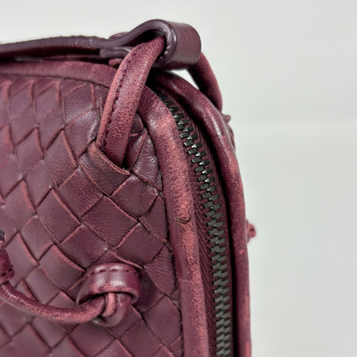 Bottega Veneta Bordeaux Leather Shoulder Bag (Pre-Owned)