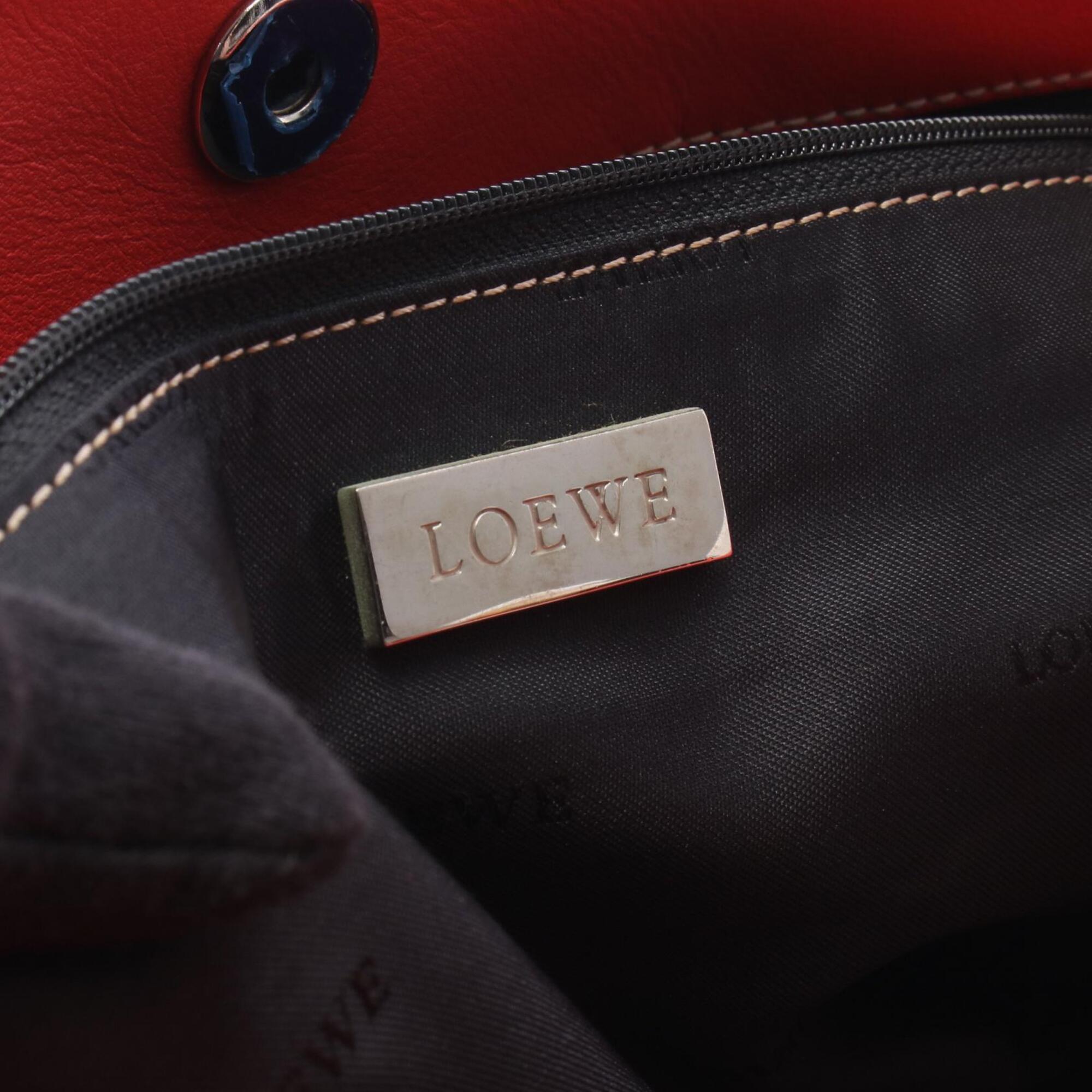 Loewe Red Color Leather Handbag (Pre-Owned)