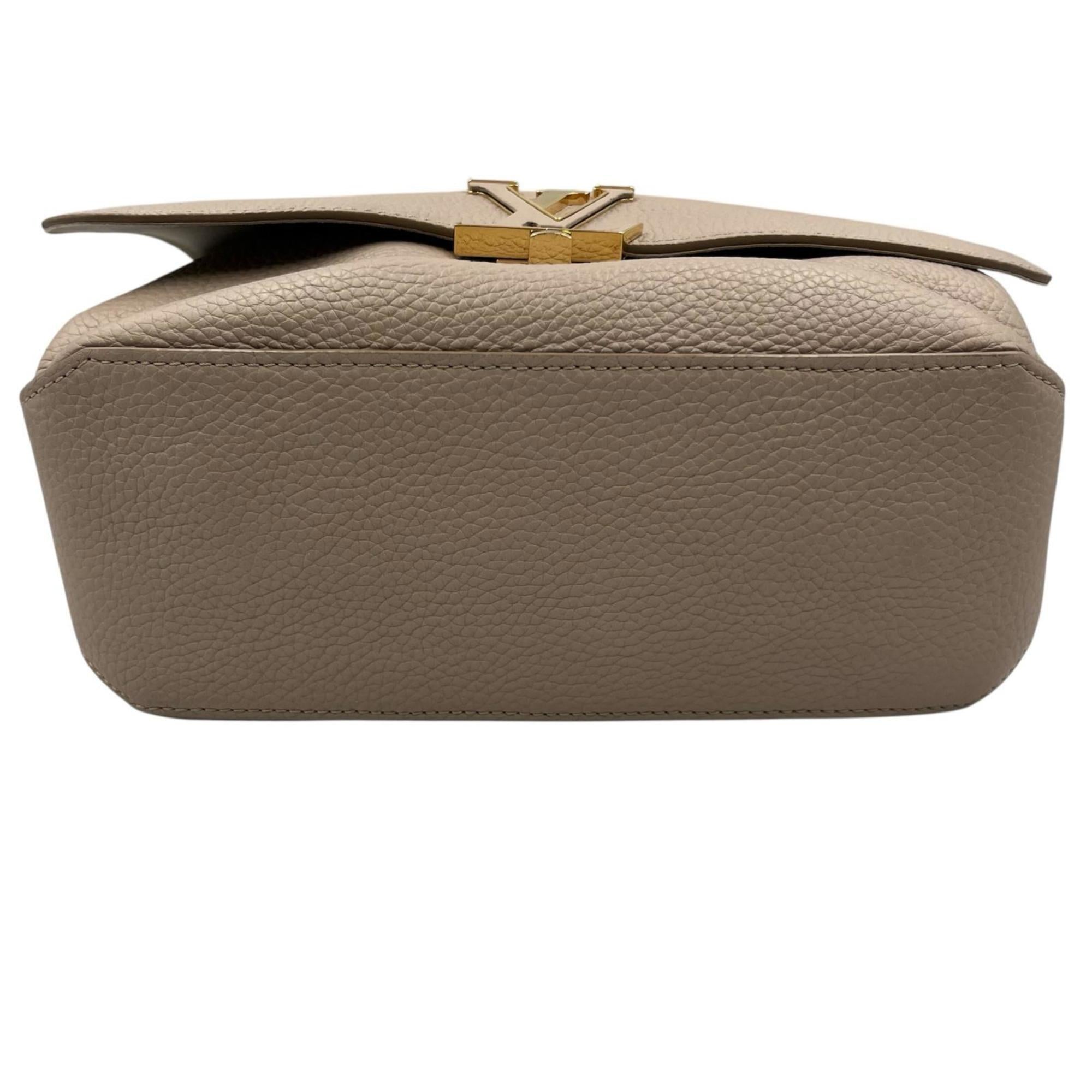 Louis Vuitton Beige Leather Shoulder Bag (Pre-Owned)