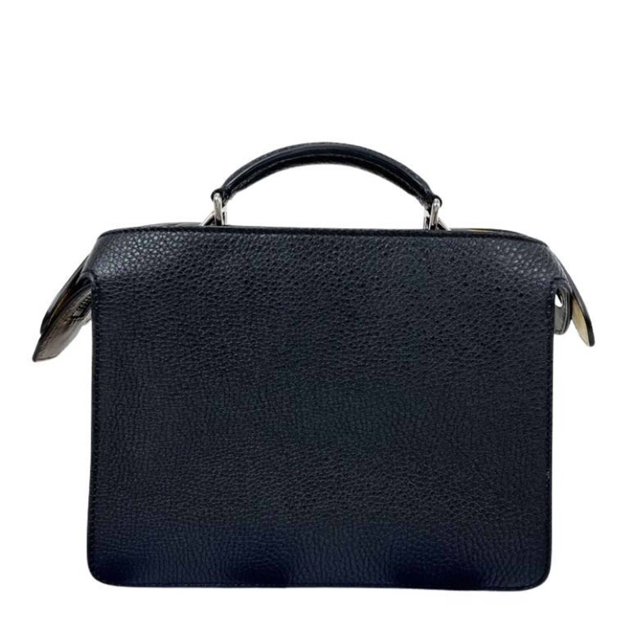 Fendi Selleria Black Leather Handbag Shoulder Bag (Pre-Owned)