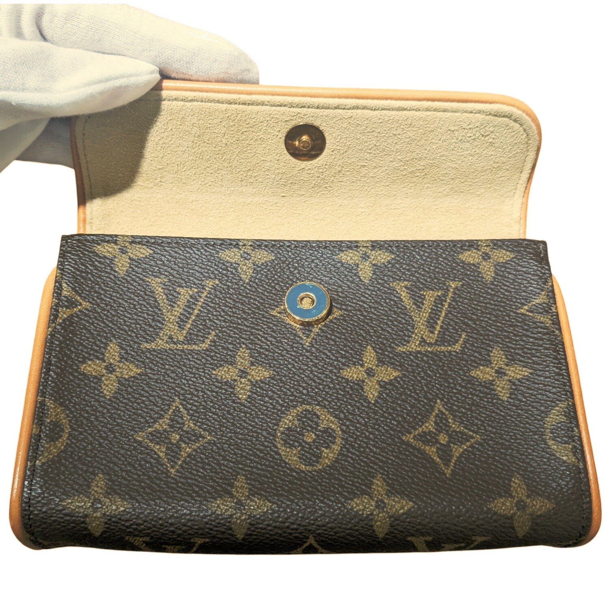 Louis Vuitton Brown Monogram Canvas Pochette Pouch Shoulder Bag (Pre-Owned)