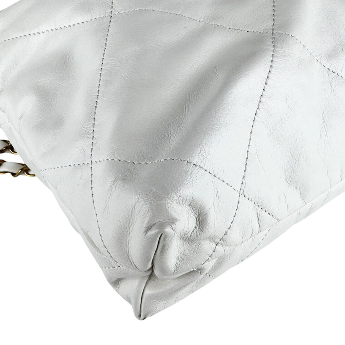 Chanel White Leather Shoulder Bag (Pre-Owned)