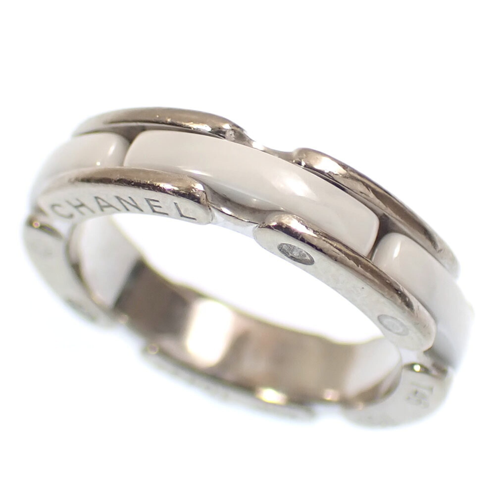 Chanel White Gold (18K) Band Ring (Pre-Owned)