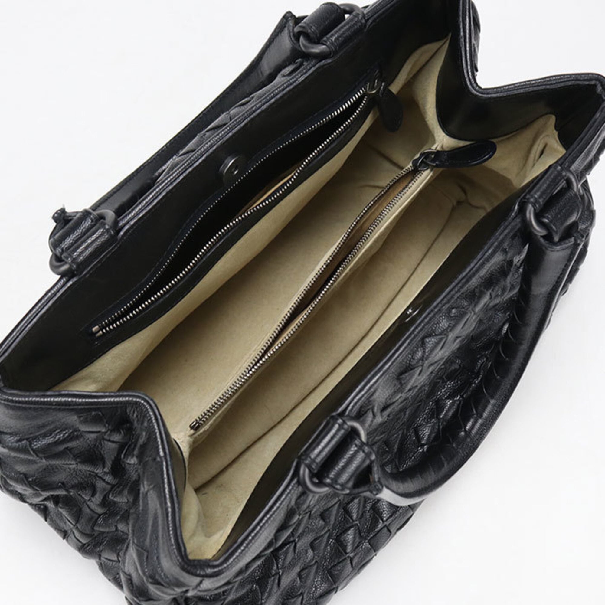 Bottega Veneta Black Leather Handbag (Pre-Owned)