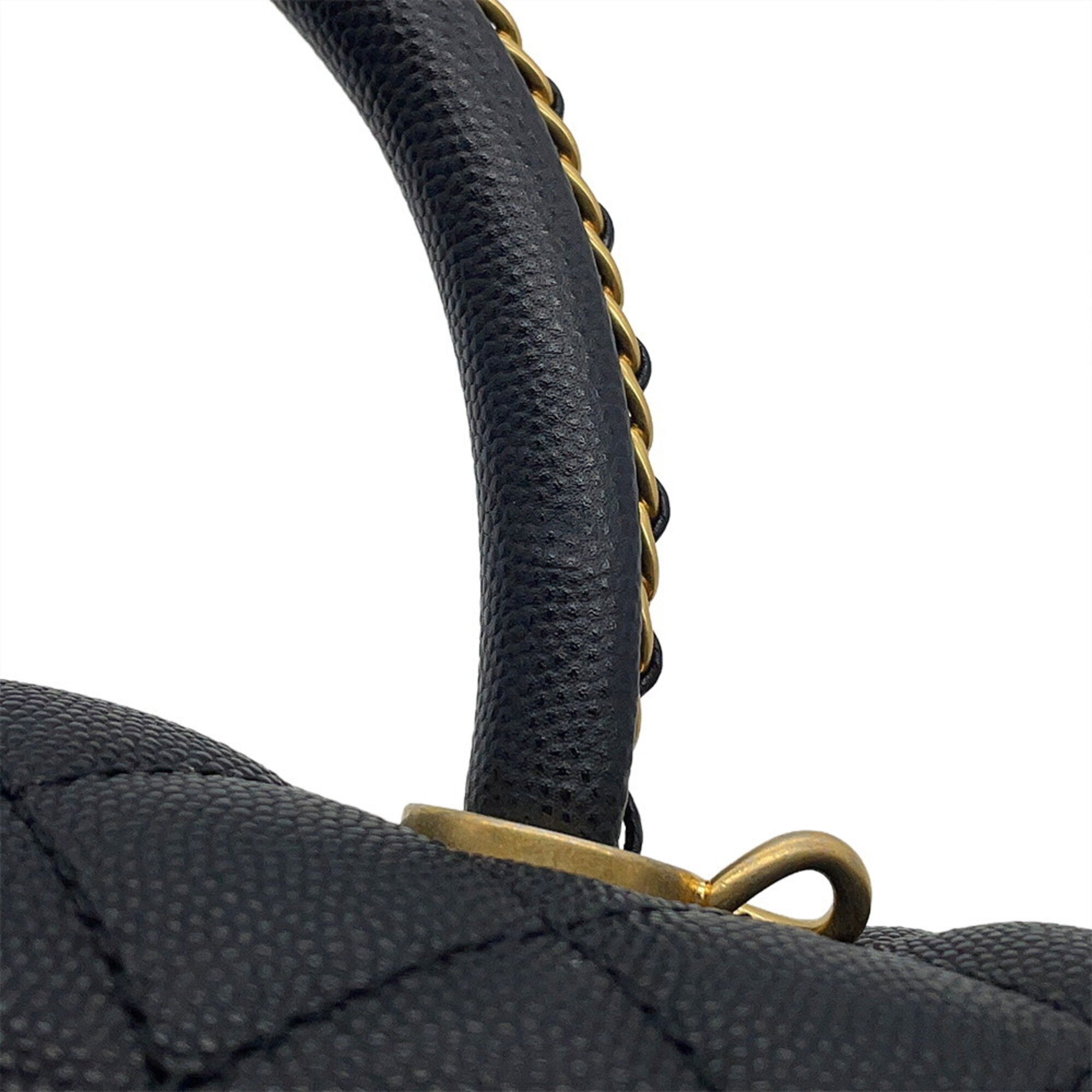 Chanel Matelasse Black Grained Calfskin Handbag (Pre-Owned)