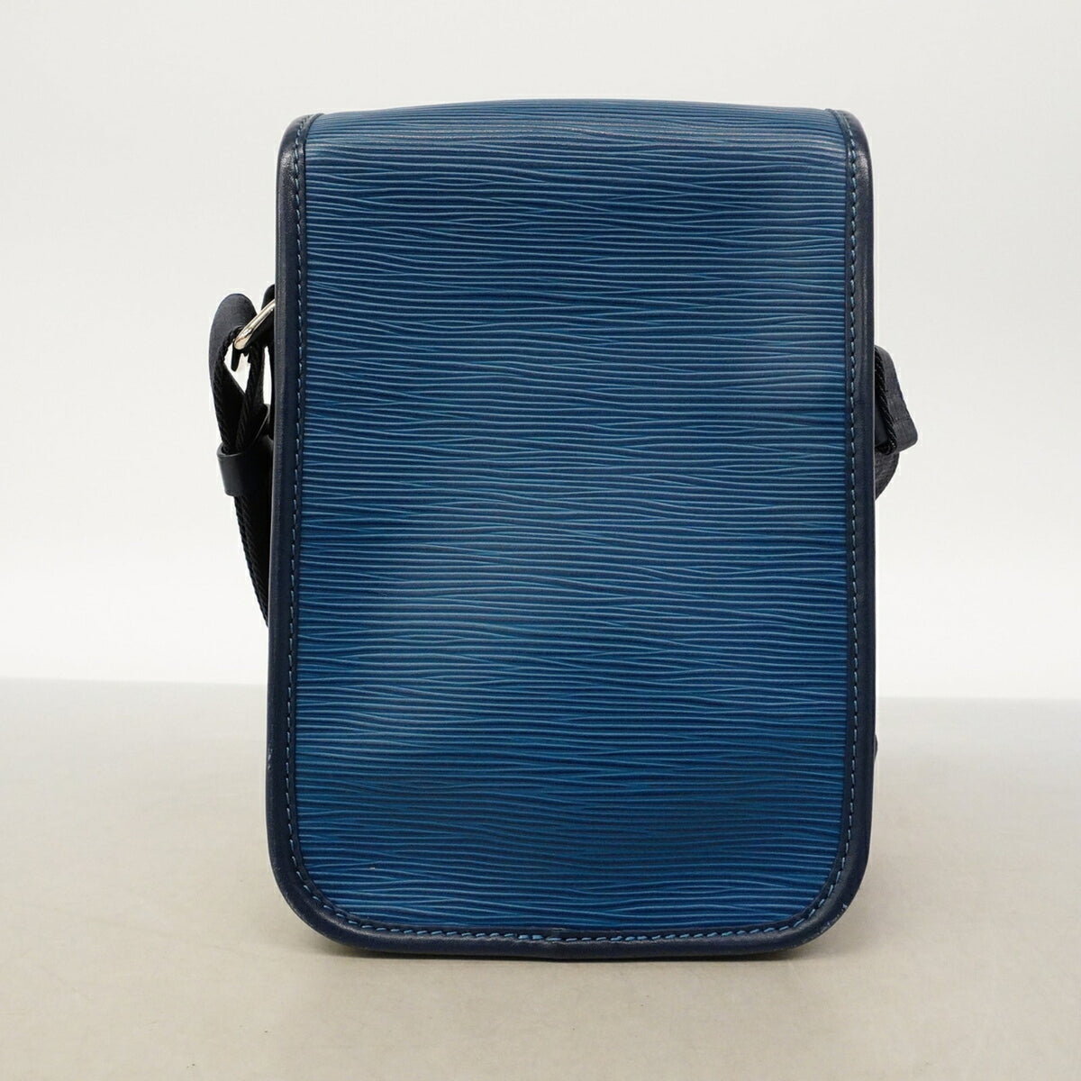 Louis Vuitton Navy Shoulder Bag (Pre-Owned)
