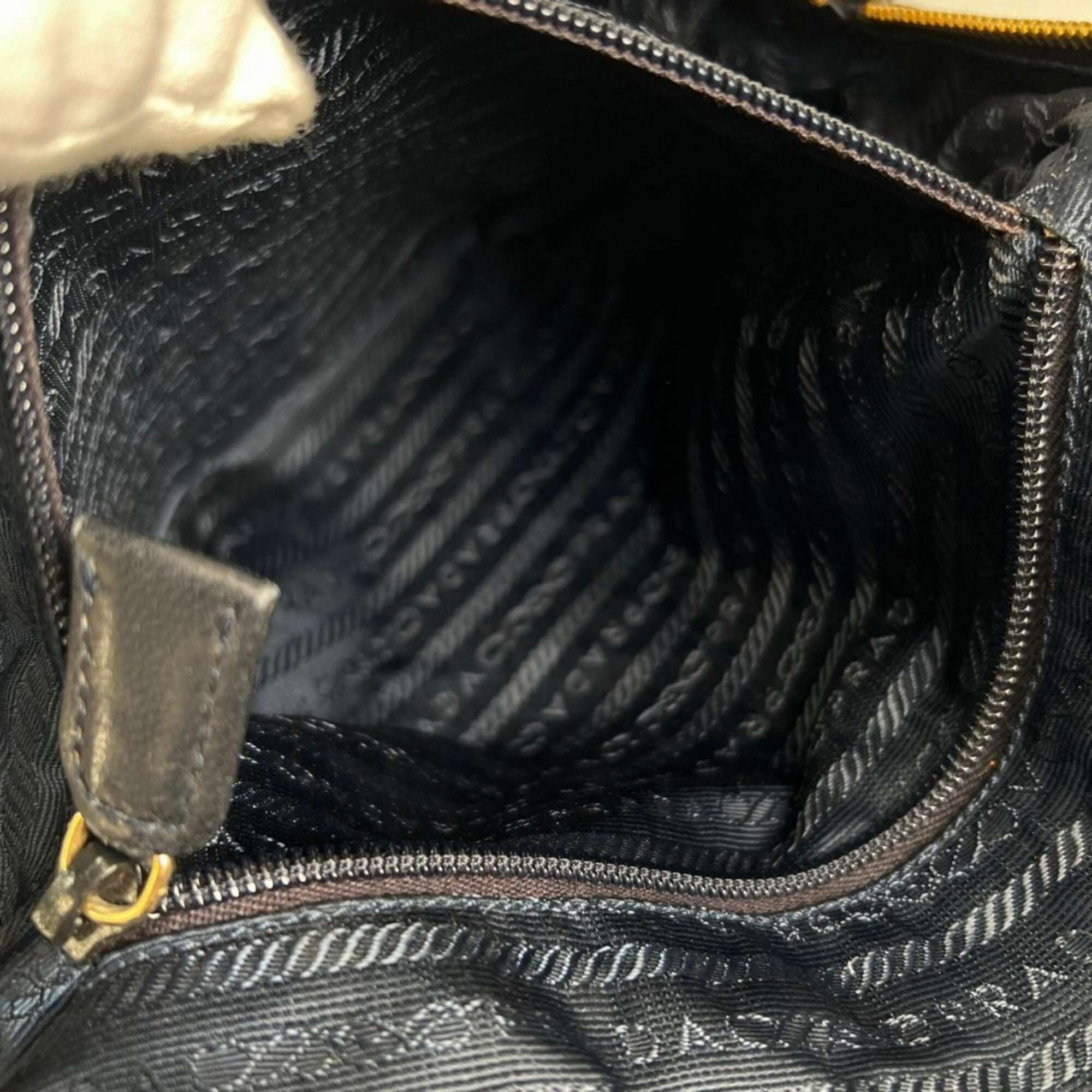 Prada Dark Navy White Leather Shoulder Bag (Pre-Owned)